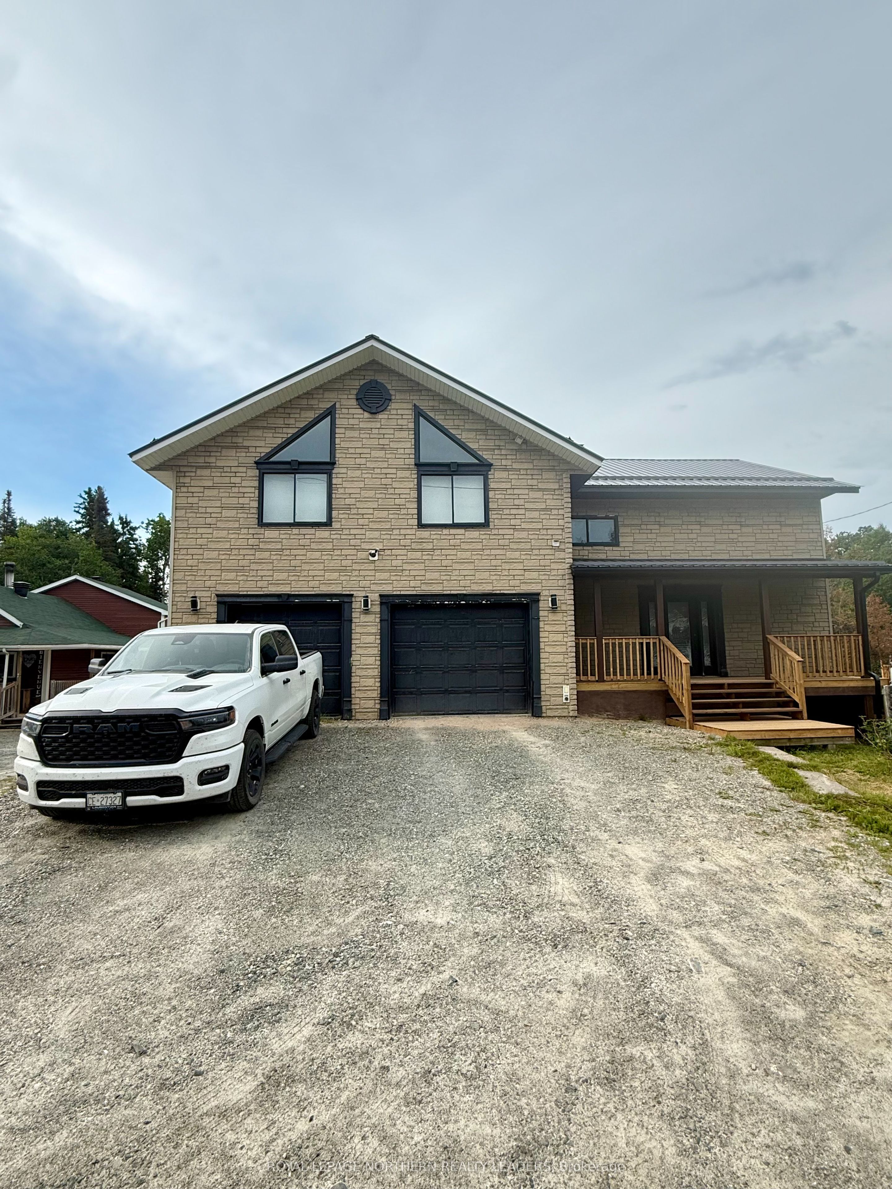 1951 Hwy 101 East (schumacher) E, Timmins, ON P0N 1H0