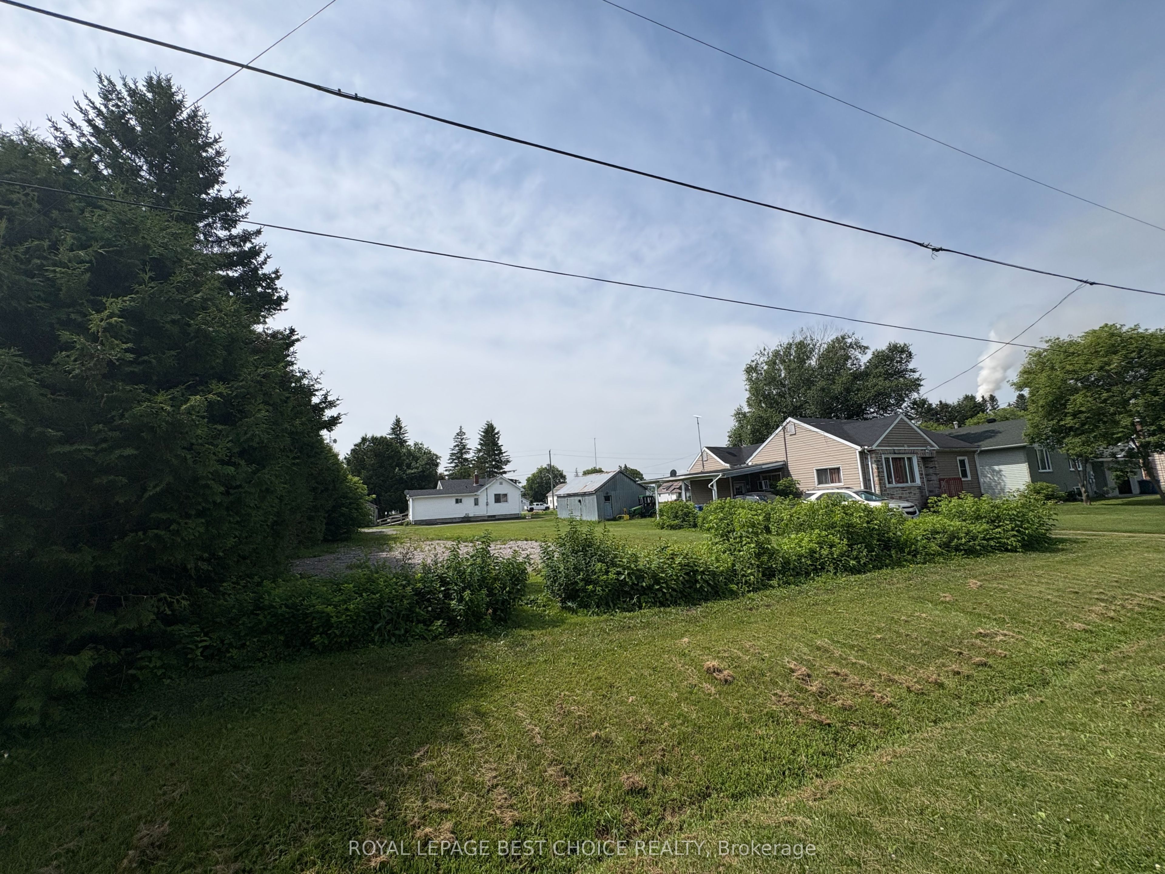 84 Third Avenue, Englehart, ON P0J 1H0 photo 4