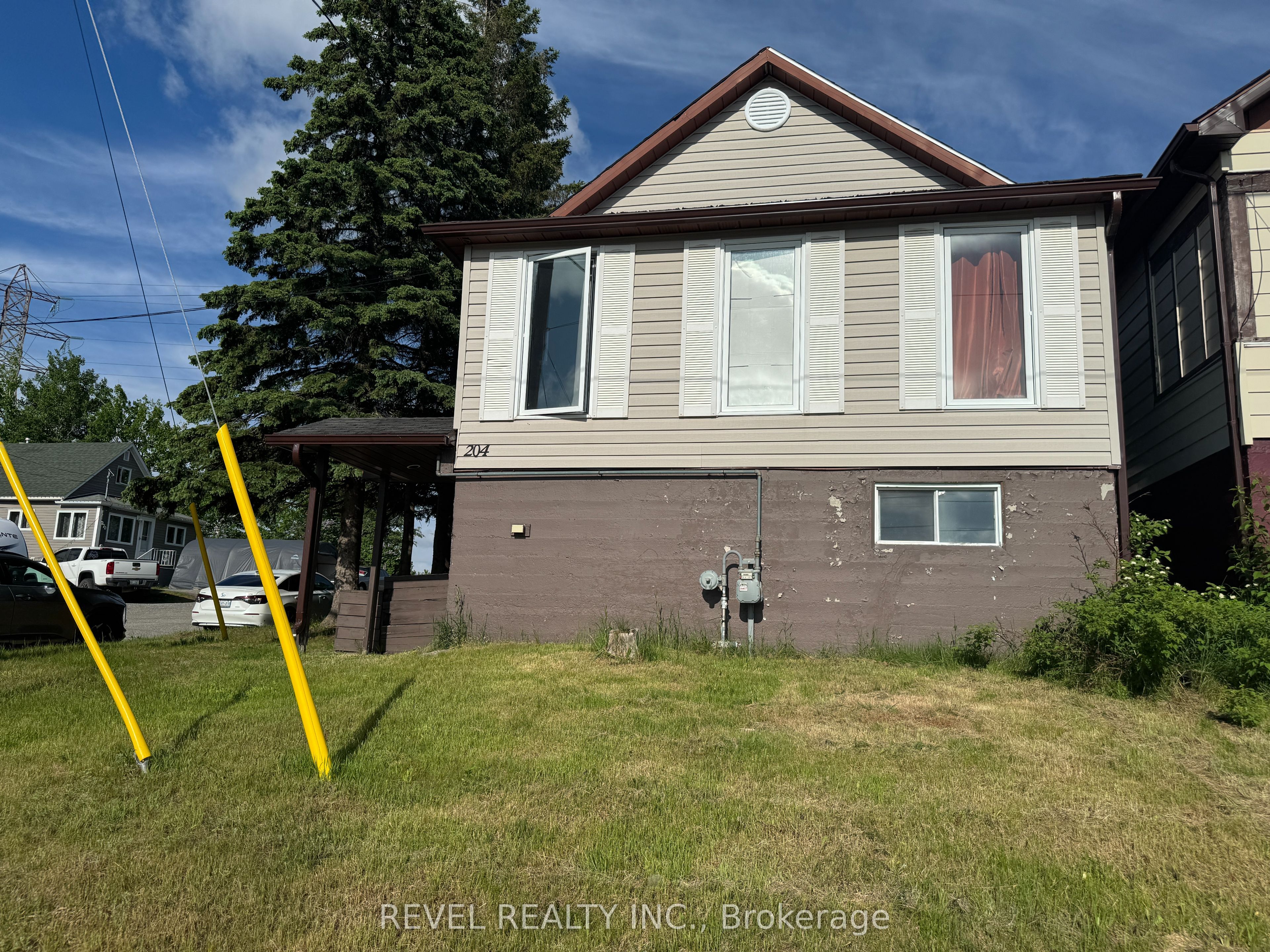 204 Laidlaw Street, Timmins, ON P4N 2P8