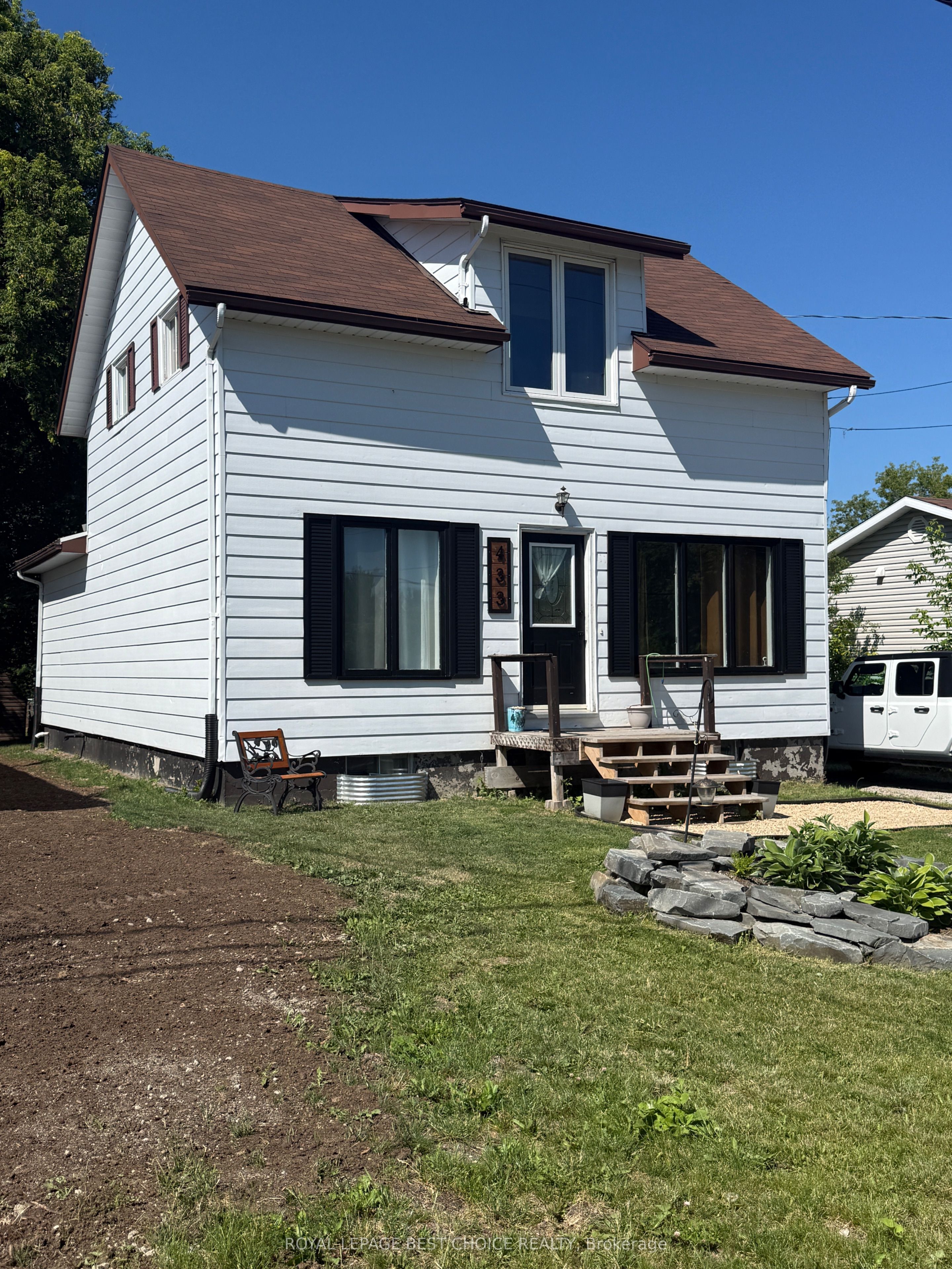 433 Albert Street, Temiskaming Shores, ON P0J 1K0 photo 2