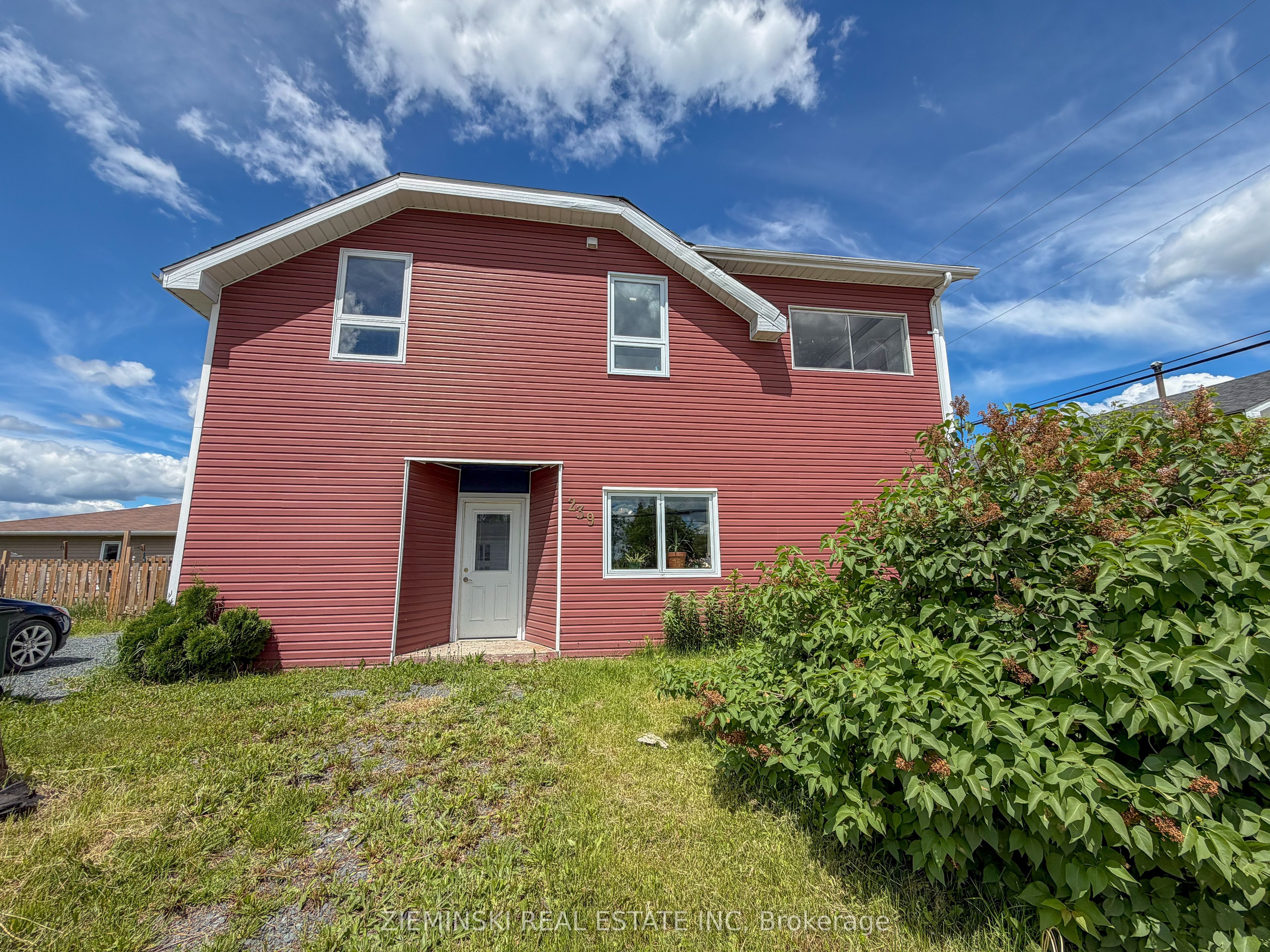 239 Sixth Street, Cochrane, ON P0L 1C0