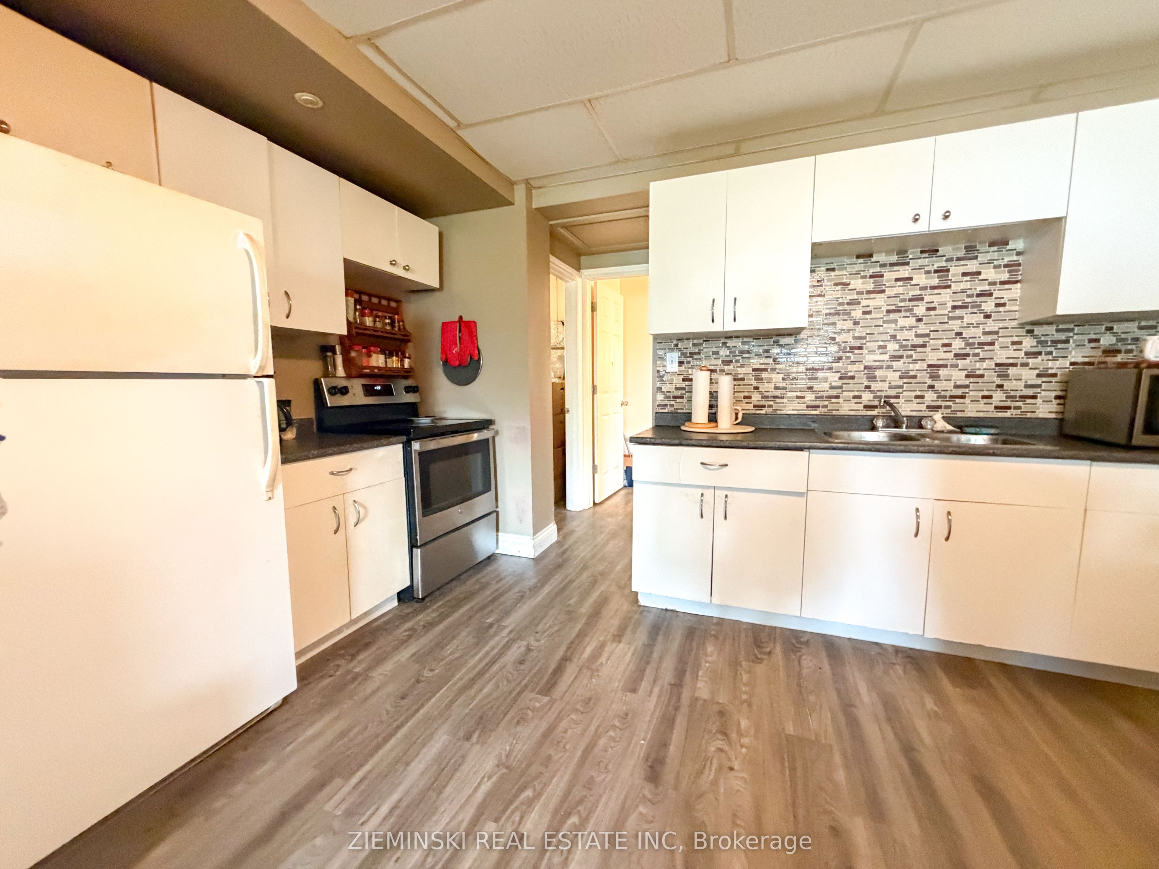 239 Sixth Street, Cochrane, ON P0L 1C0 photo 4