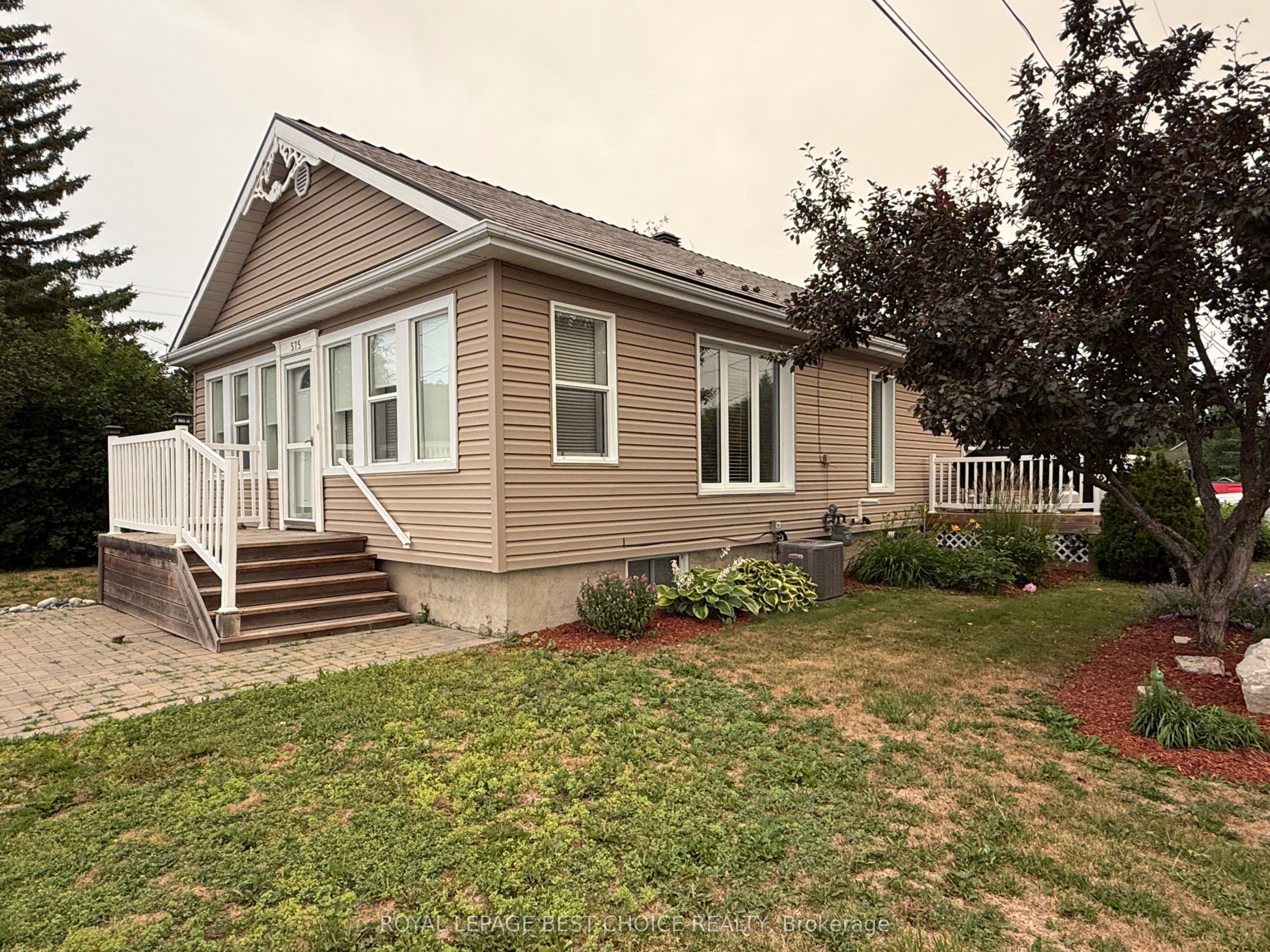 575 Browning Street, Temiskaming Shores, ON P0J 1K0 photo 2