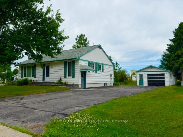 1412 Prince Street, Hearst, ON P0L 1N0