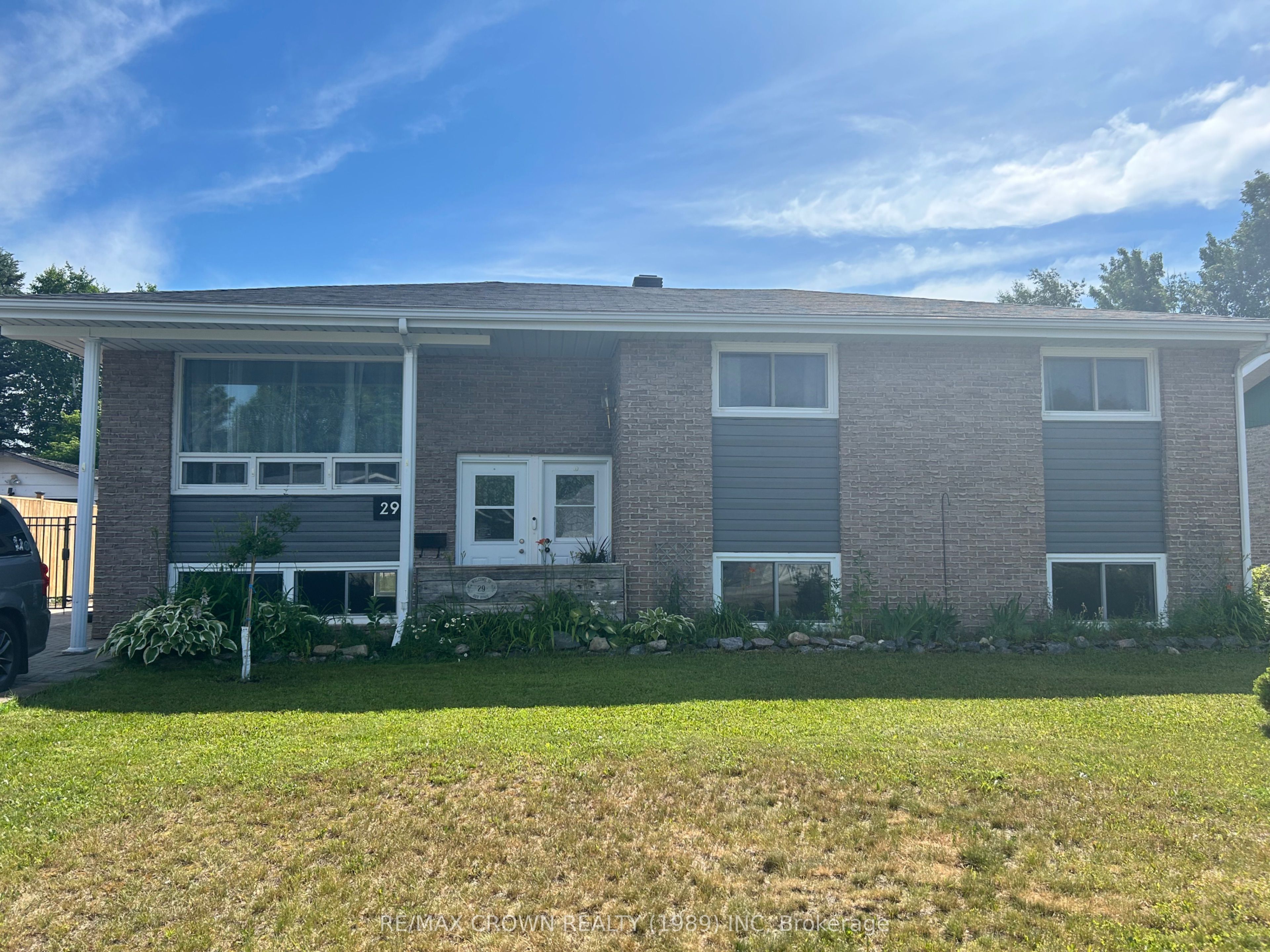 29 Kennedy Avenue, Kapuskasing, ON P5N 1M1 photo 3