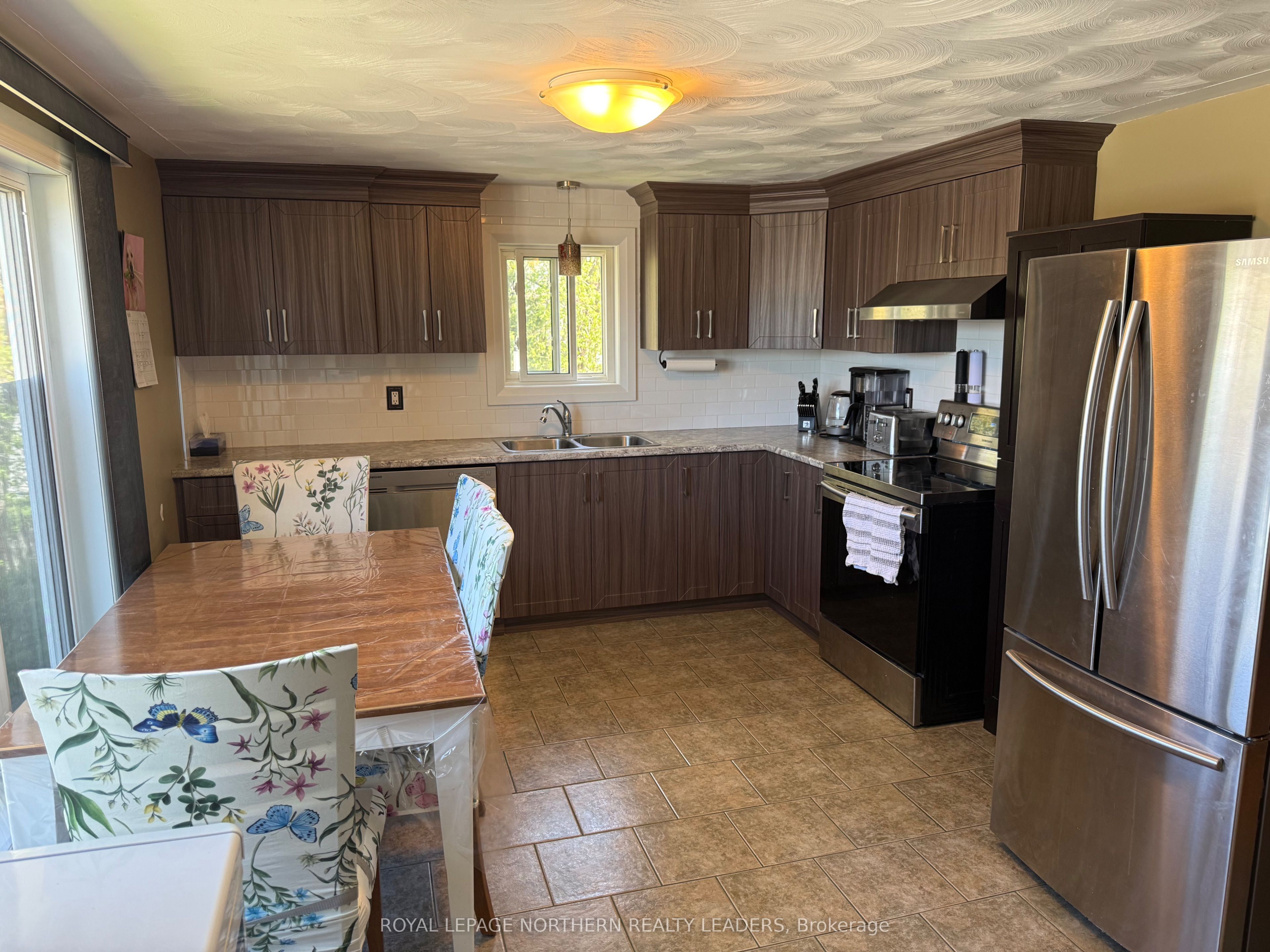 671 Park Avenue, Timmins, ON P4N 3X7 photo 4