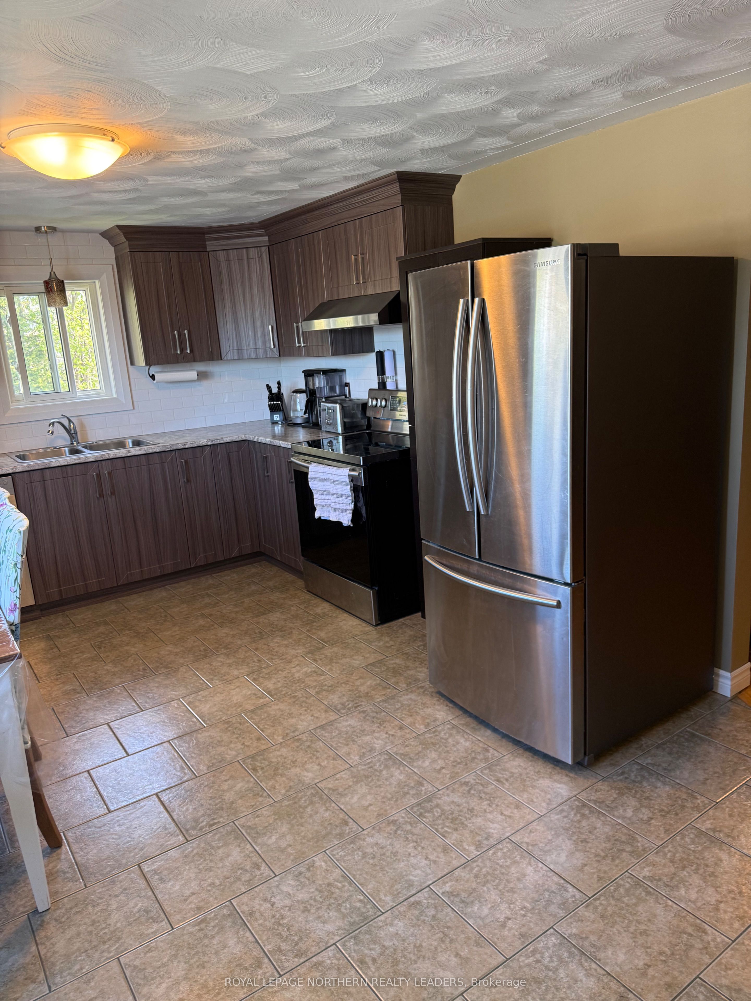 671 Park Avenue, Timmins, ON P4N 3X7 photo 5
