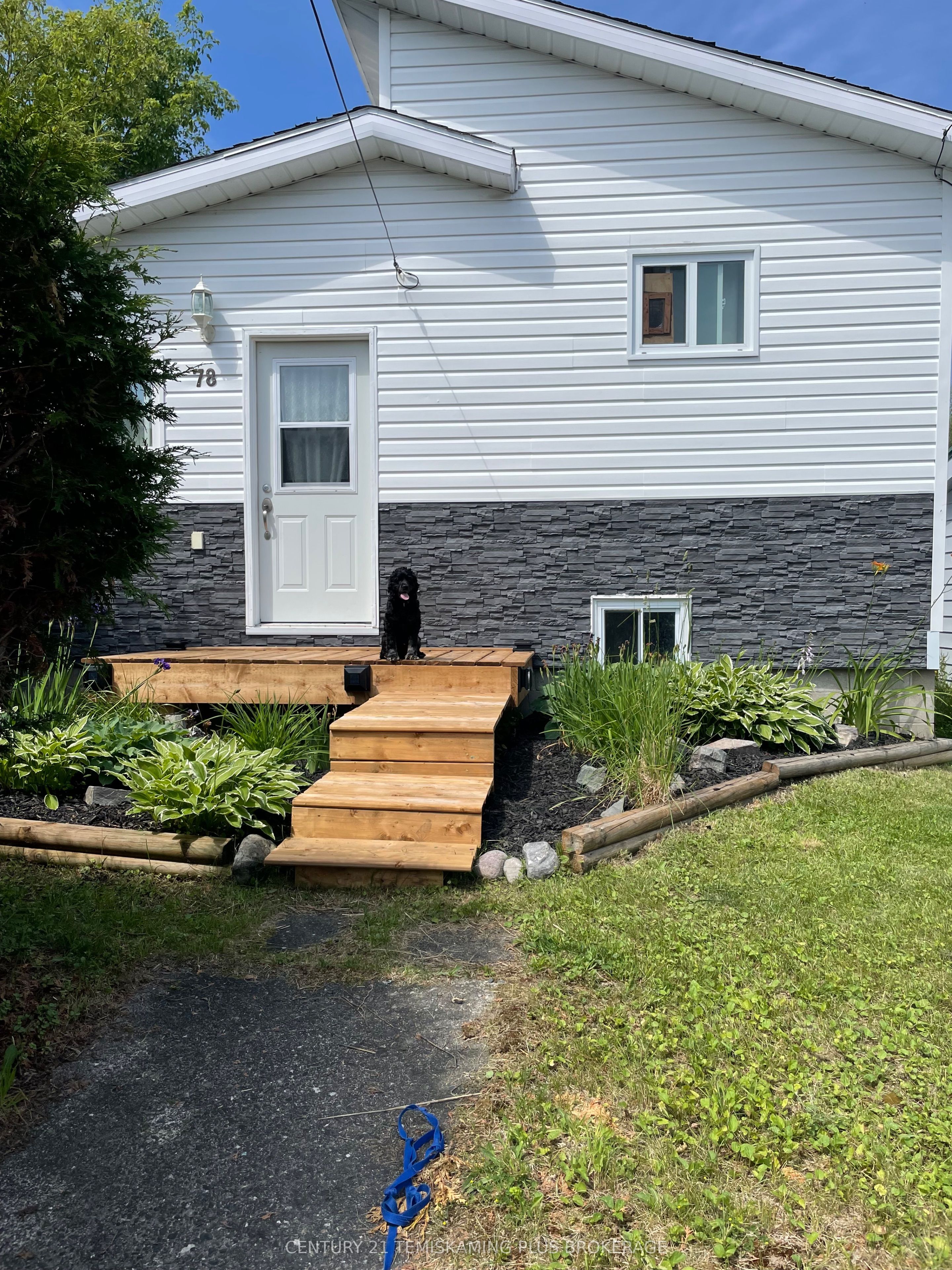 78 NICKLE Street, Cobalt, ON P0J 1C0 photo 3