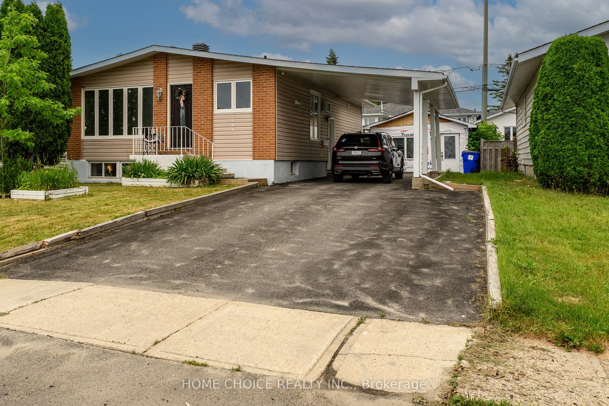588 Melrose Boulevard, Timmins, ON P4N 5H7 photo 2