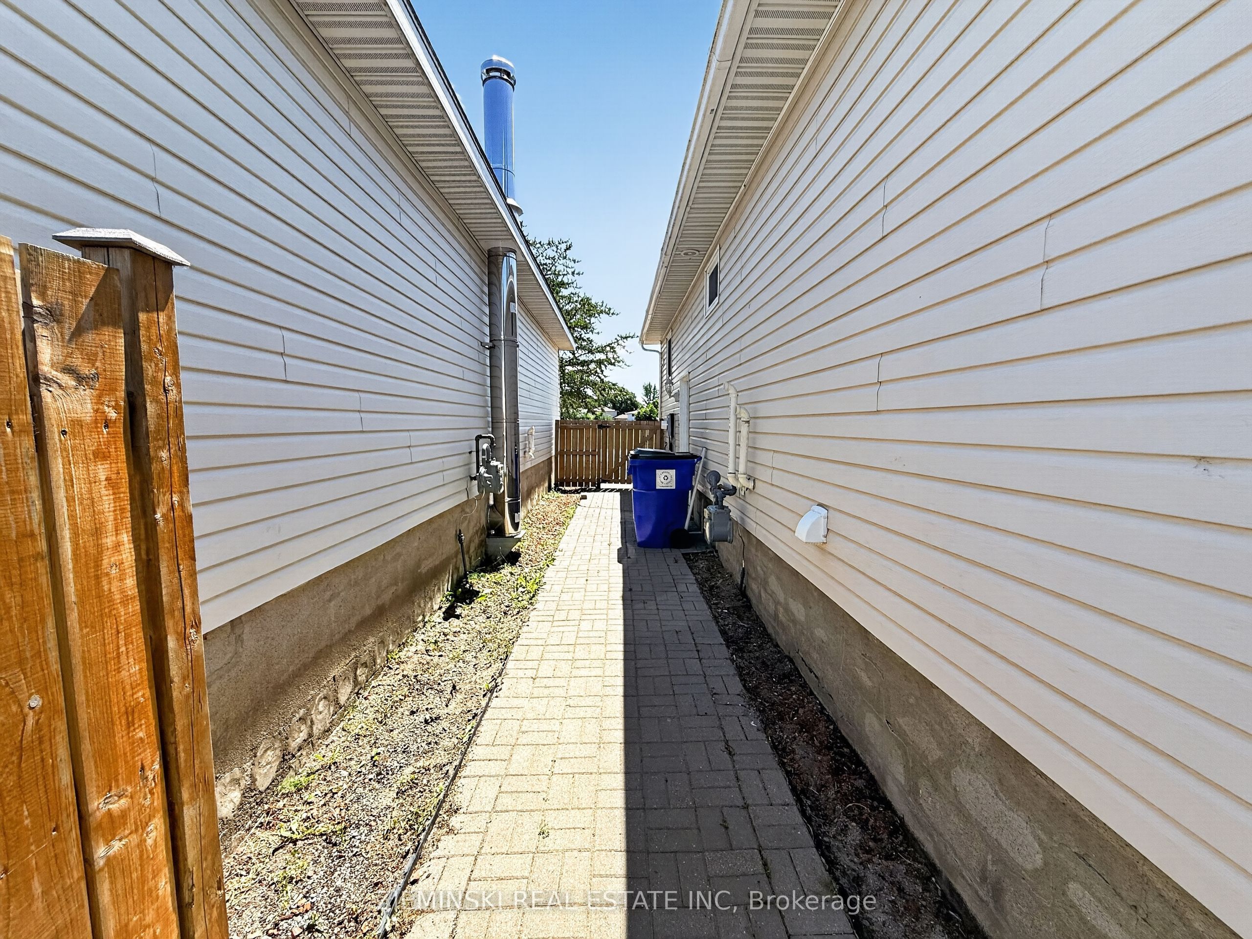 1222 Gatineau Boulevard, Timmins, ON P4R 1E3 photo 2
