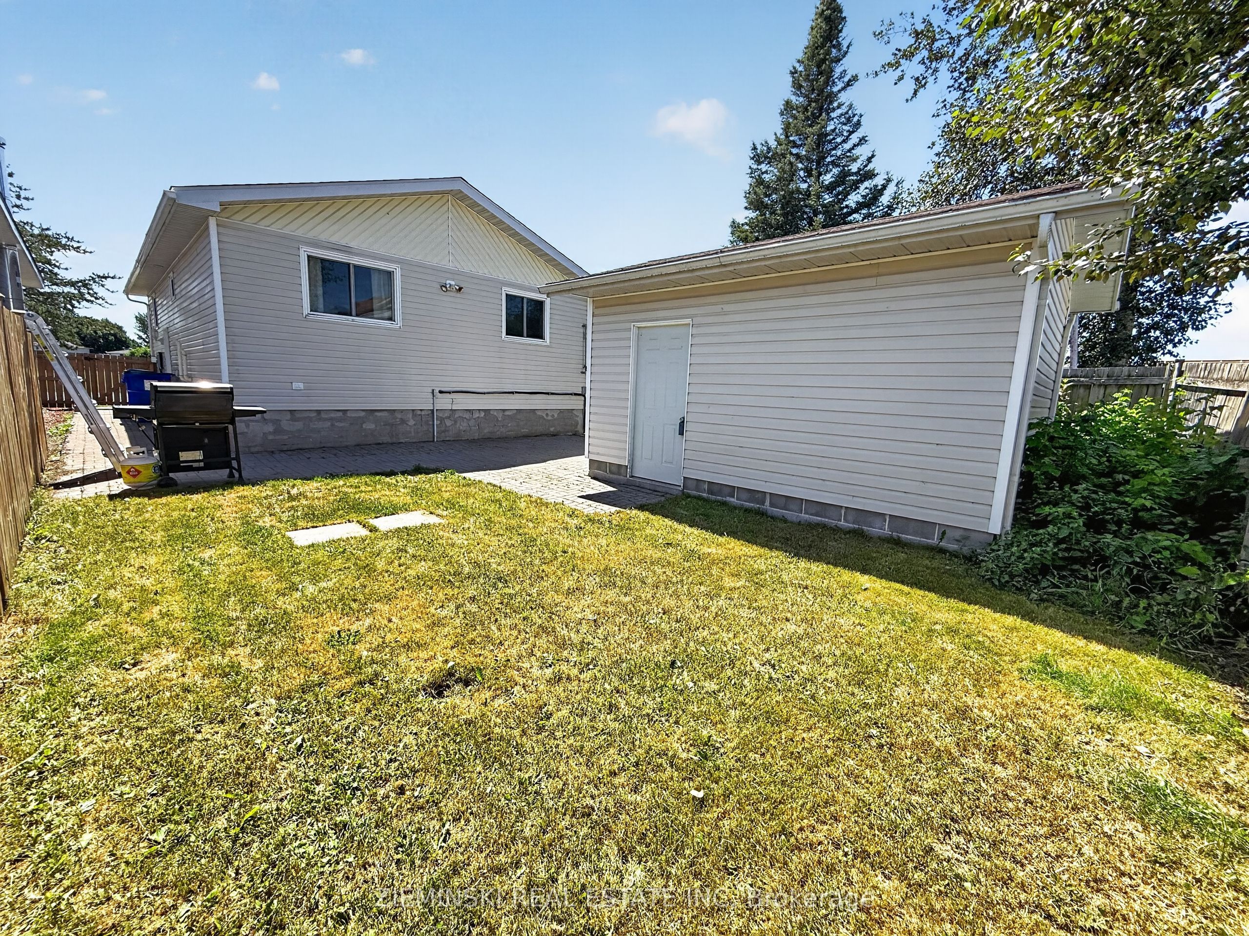 1222 Gatineau Boulevard, Timmins, ON P4R 1E3 photo 4