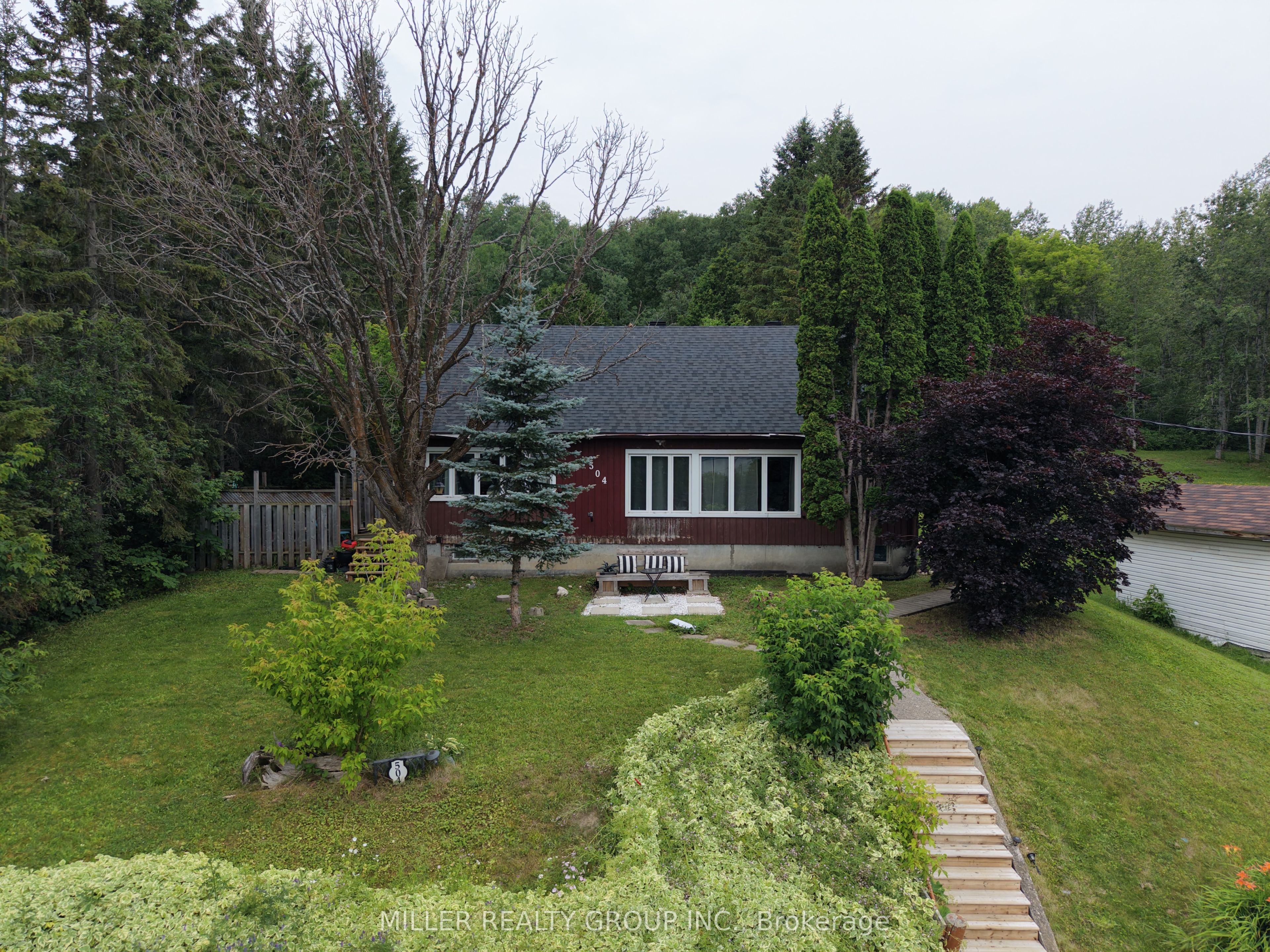 504 Lakeshore Road N, Temiskaming Shores, ON P0J 1P0