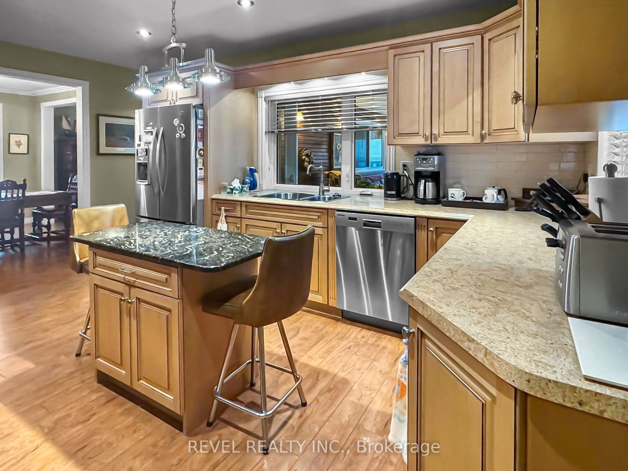 406 Toke Street, Timmins, ON P4N 6V7 photo 2