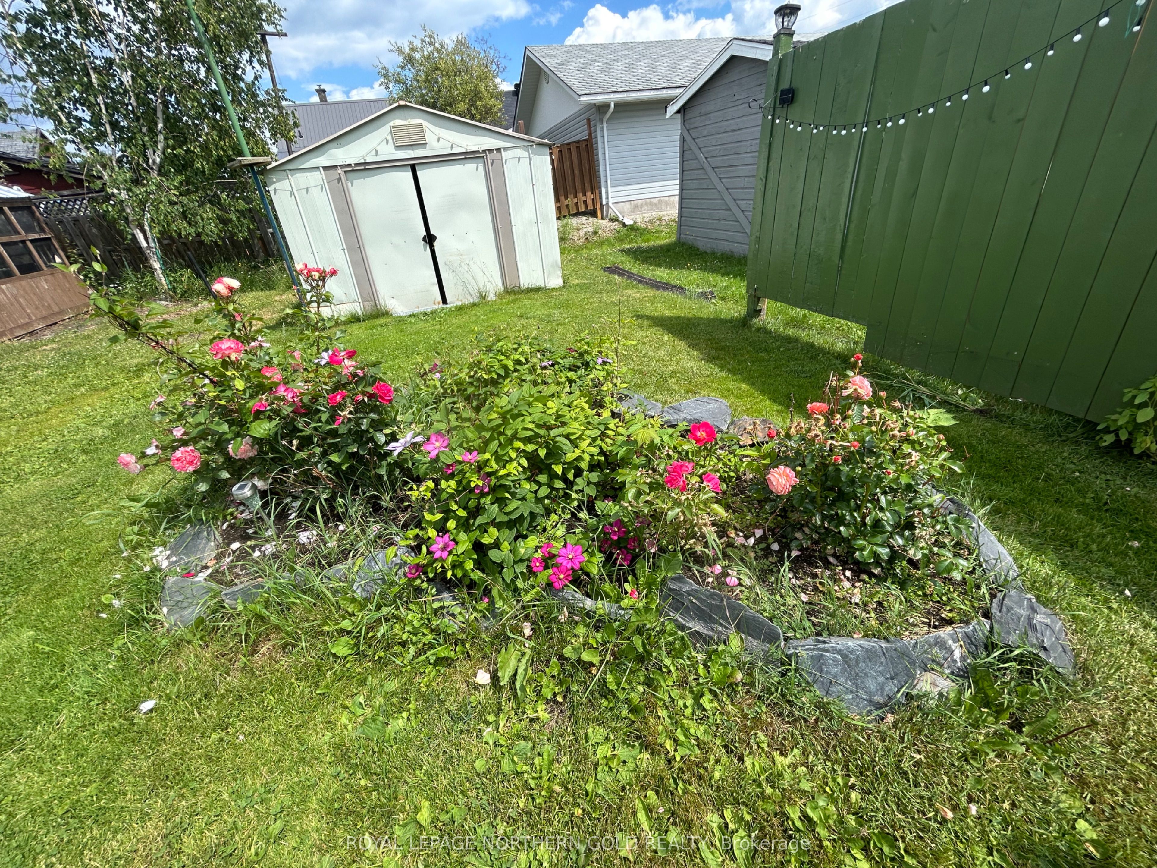 4 Twentyeighth Street, McGarry, ON P0K 1X0 photo 2