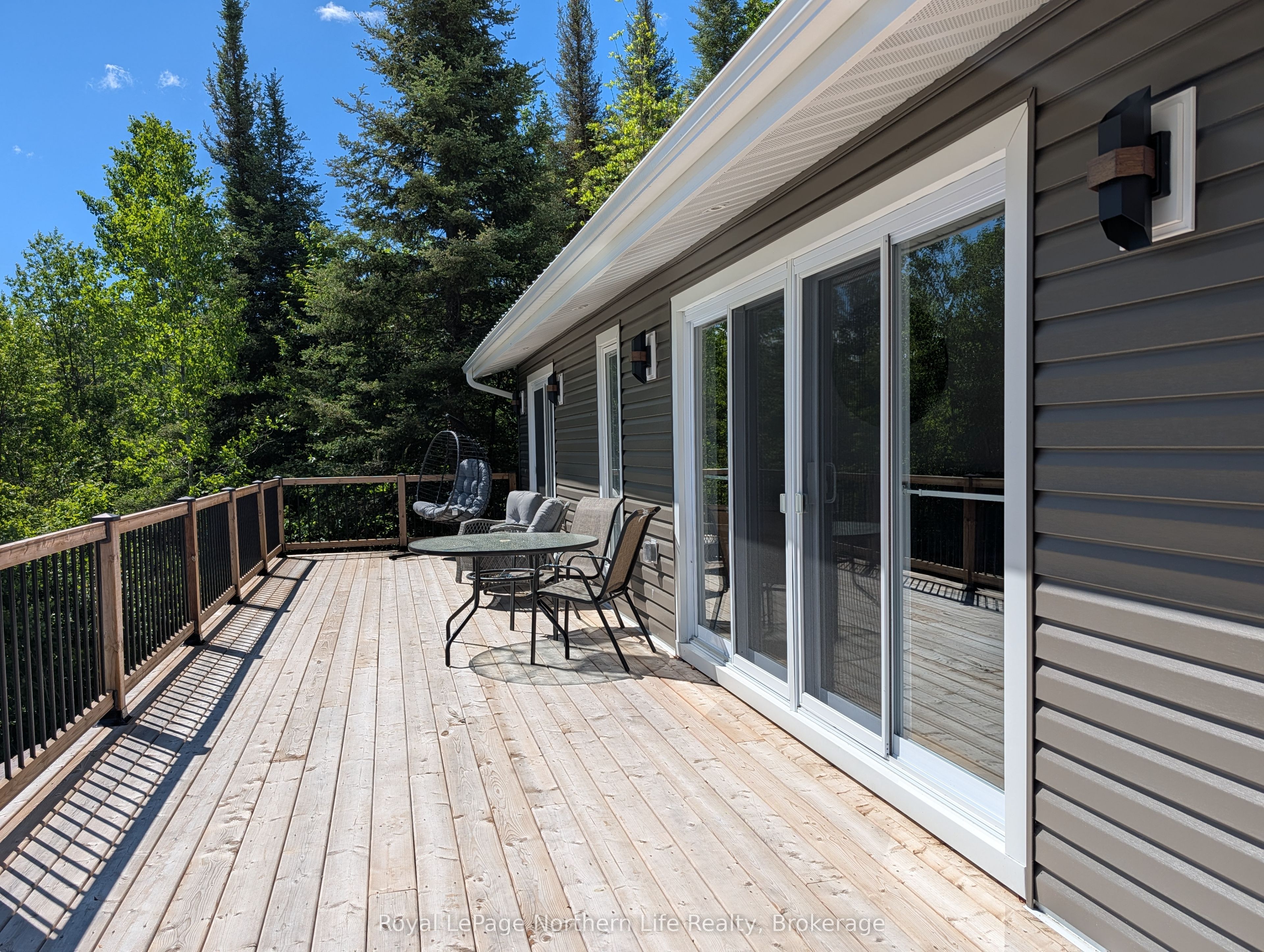 93 Ontario Street, Timiskaming, ON P0J 1G0 photo 3