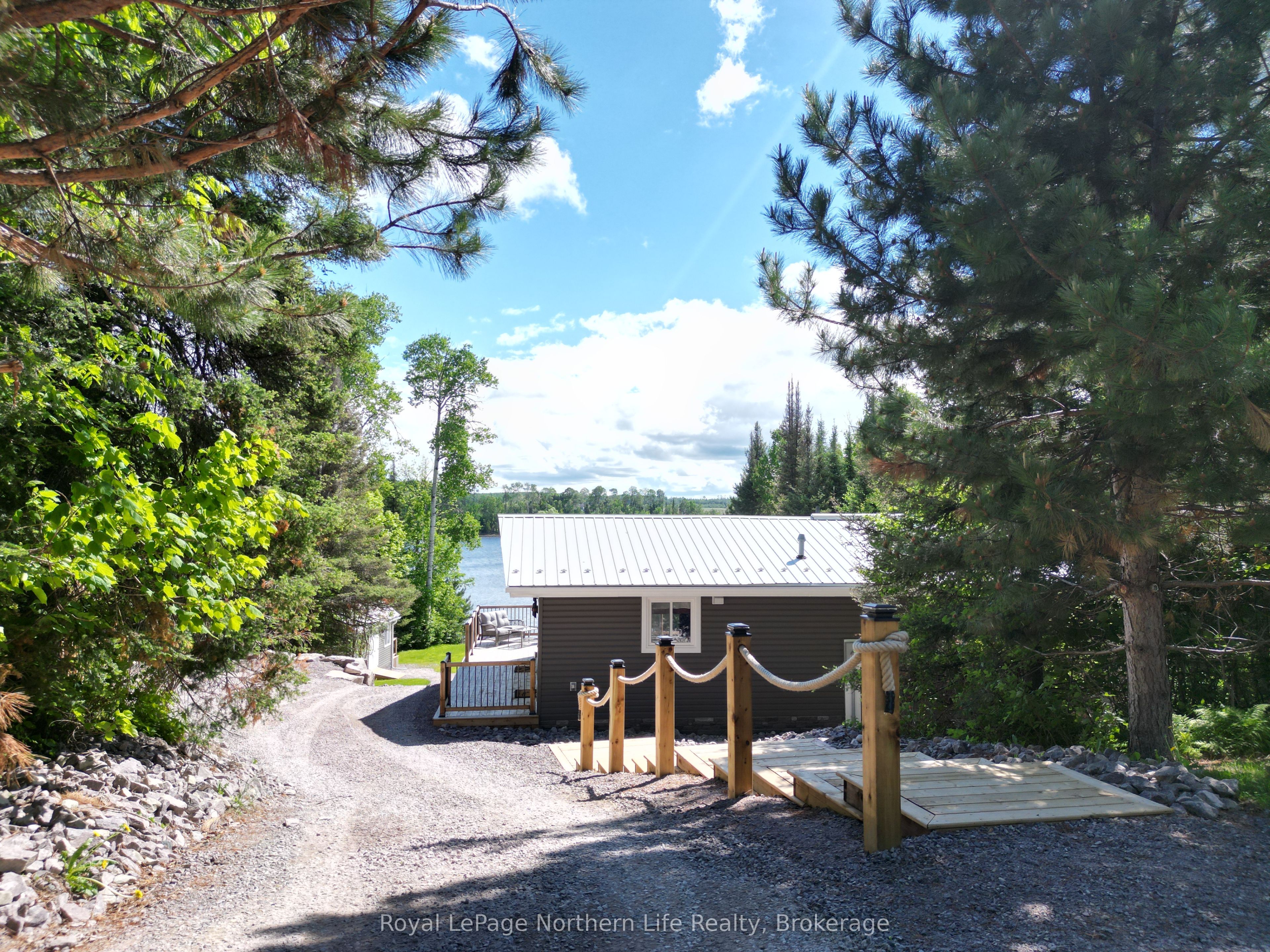 93 Ontario Street, Timiskaming, ON P0J 1G0 photo 4