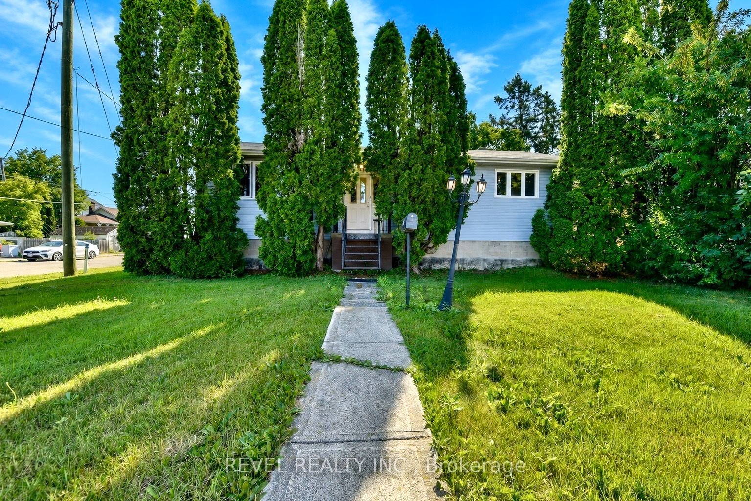 344 Spruce Street N, Timmins, ON P4N 6N5