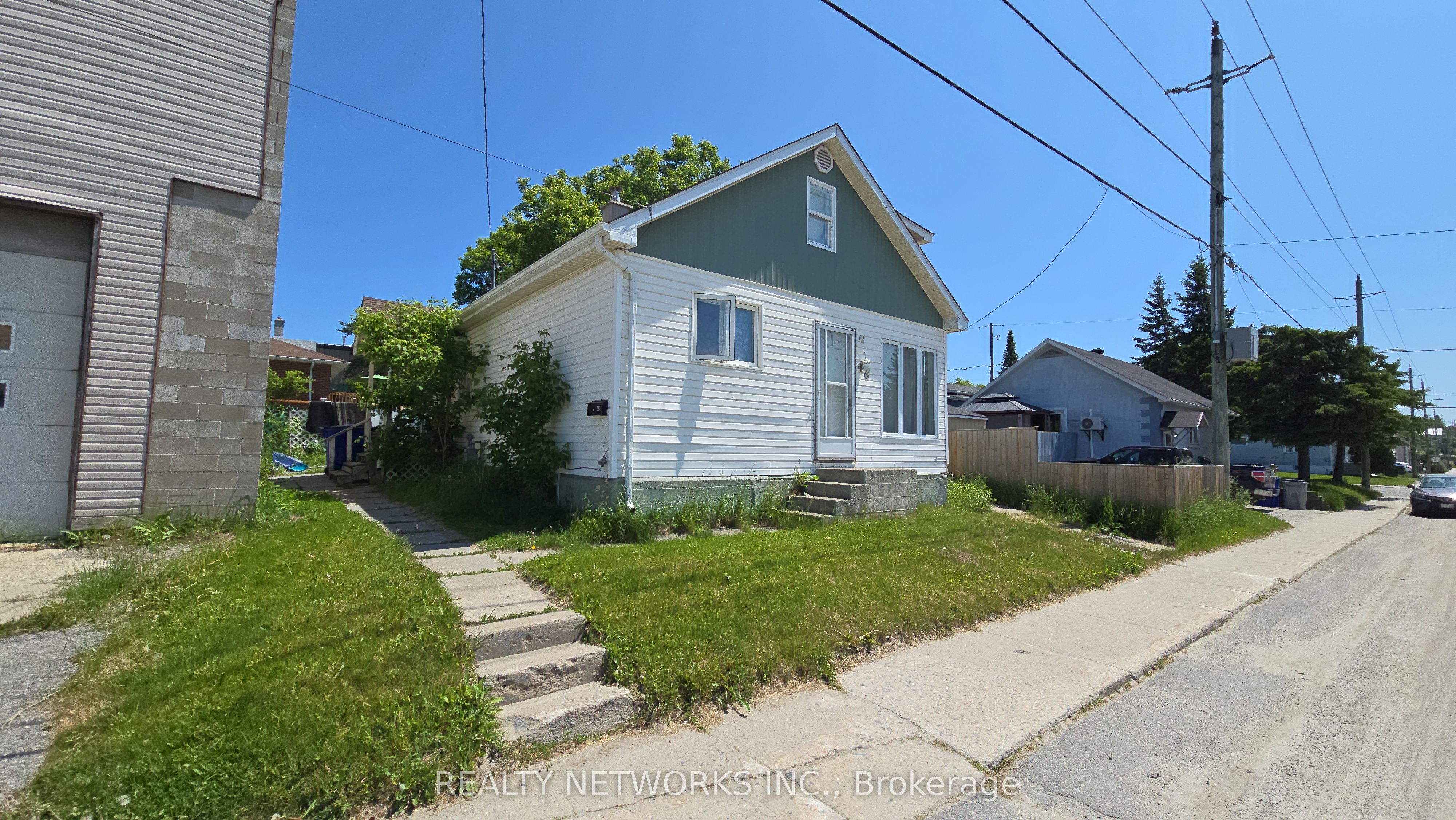 48 Cameron Street S, Timmins, ON P4N 3S6
