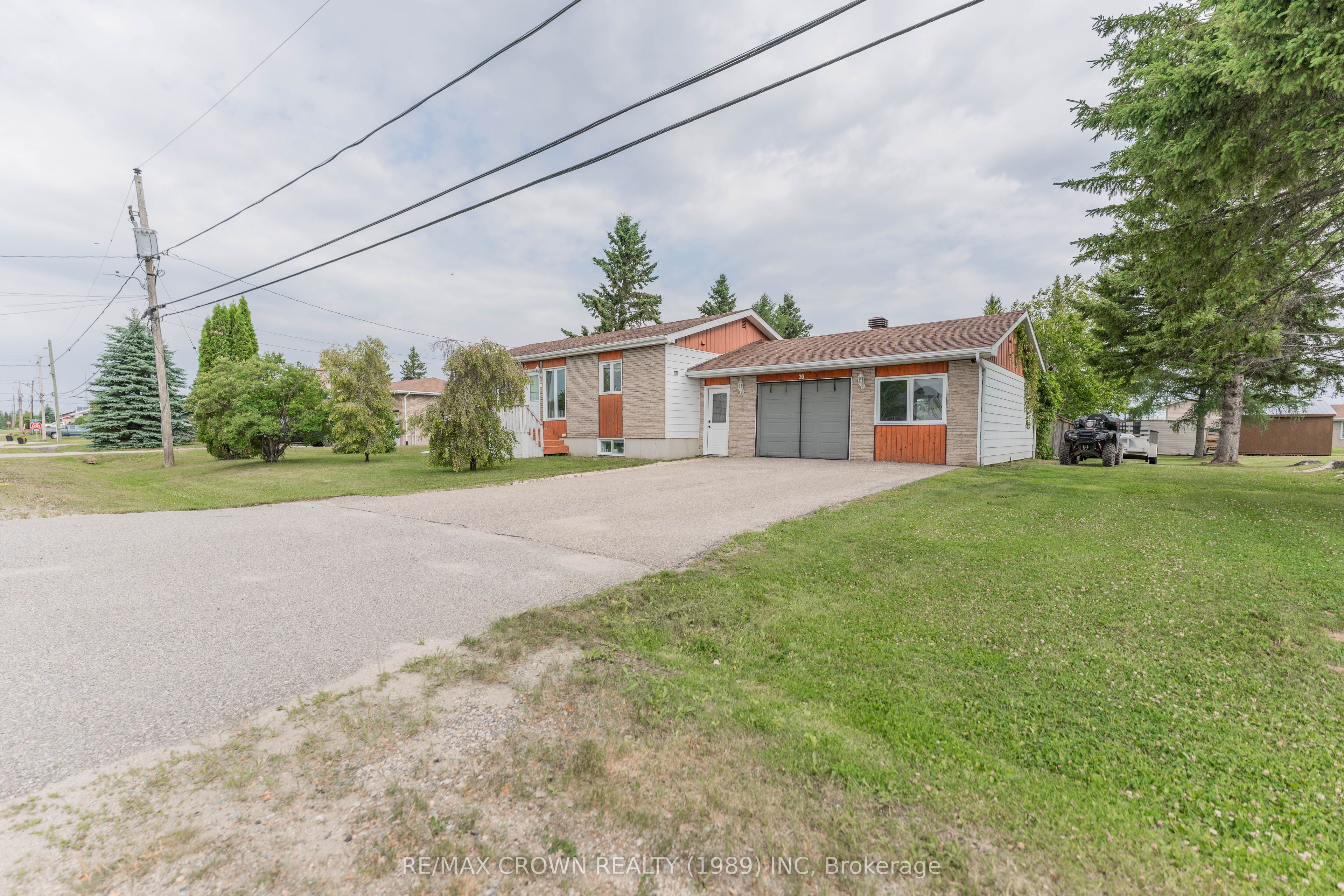 20 Municipale Street, Val Rita-Harty, ON P0L 2G0