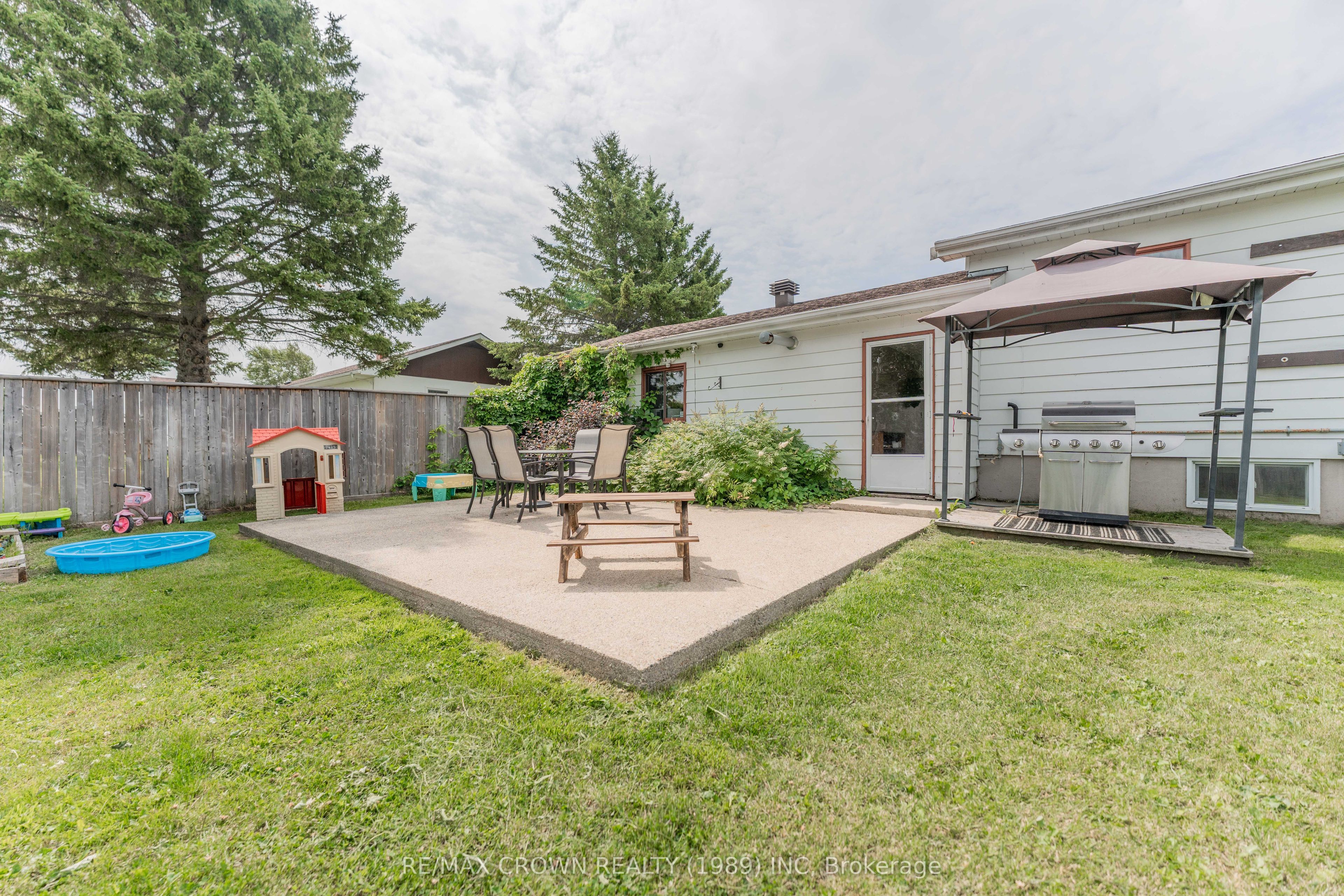 20 Municipale Street, Val Rita-Harty, ON P0L 2G0 photo 4