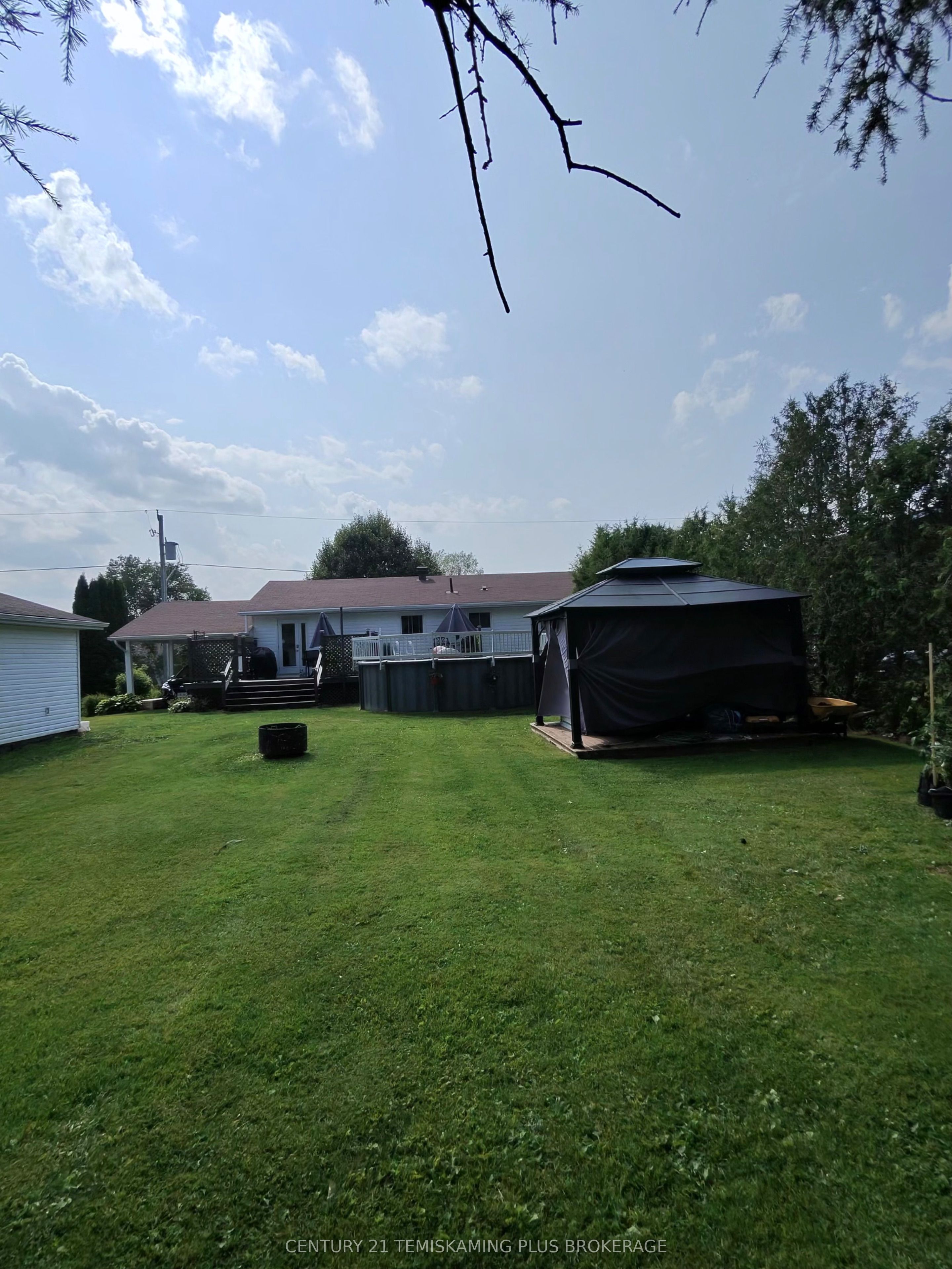 238 RONDEAU Road, Temiskaming Shores, ON P0J 1P0 photo 2