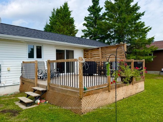 1305 Alexandra Street, Hearst, ON P0L 1N0 photo 4
