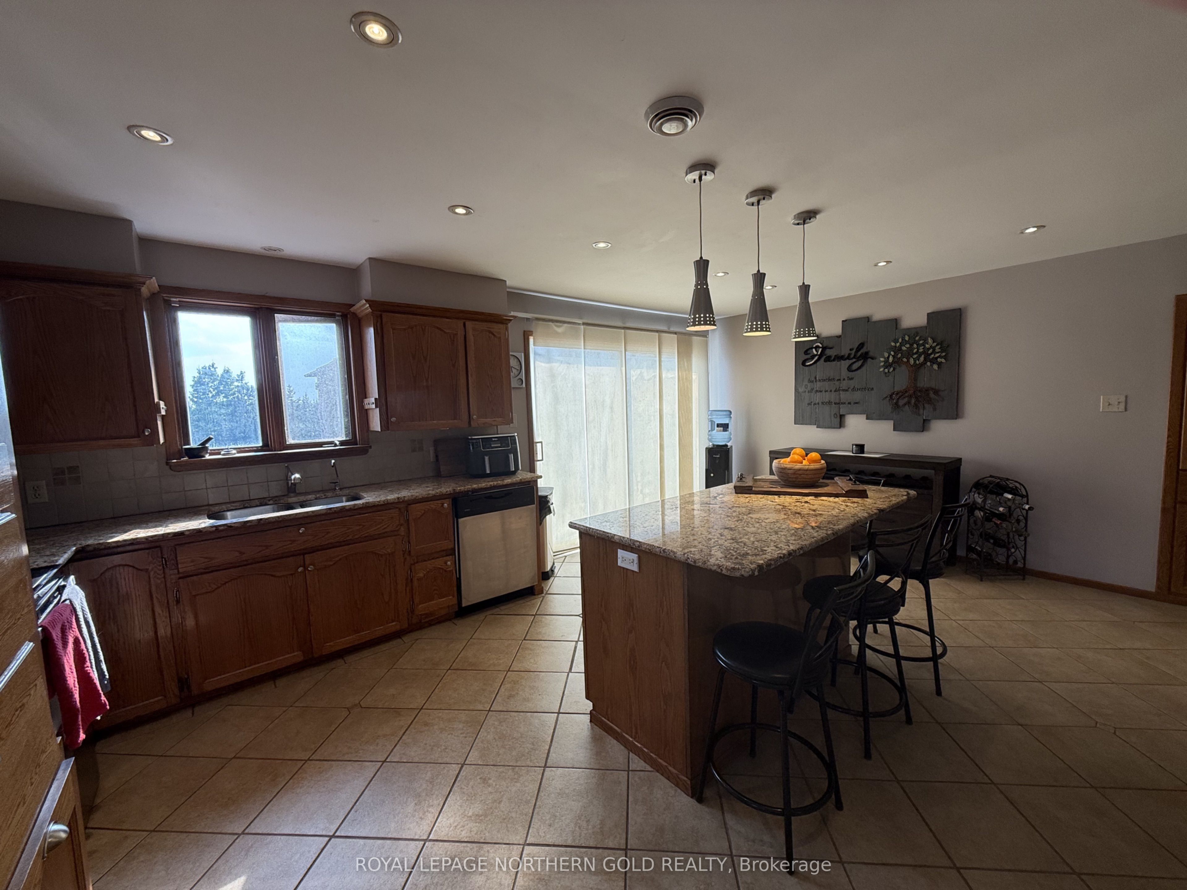 6035 Highway 11 Highway, Kirkland Lake, ON P0K 1V0 photo 5