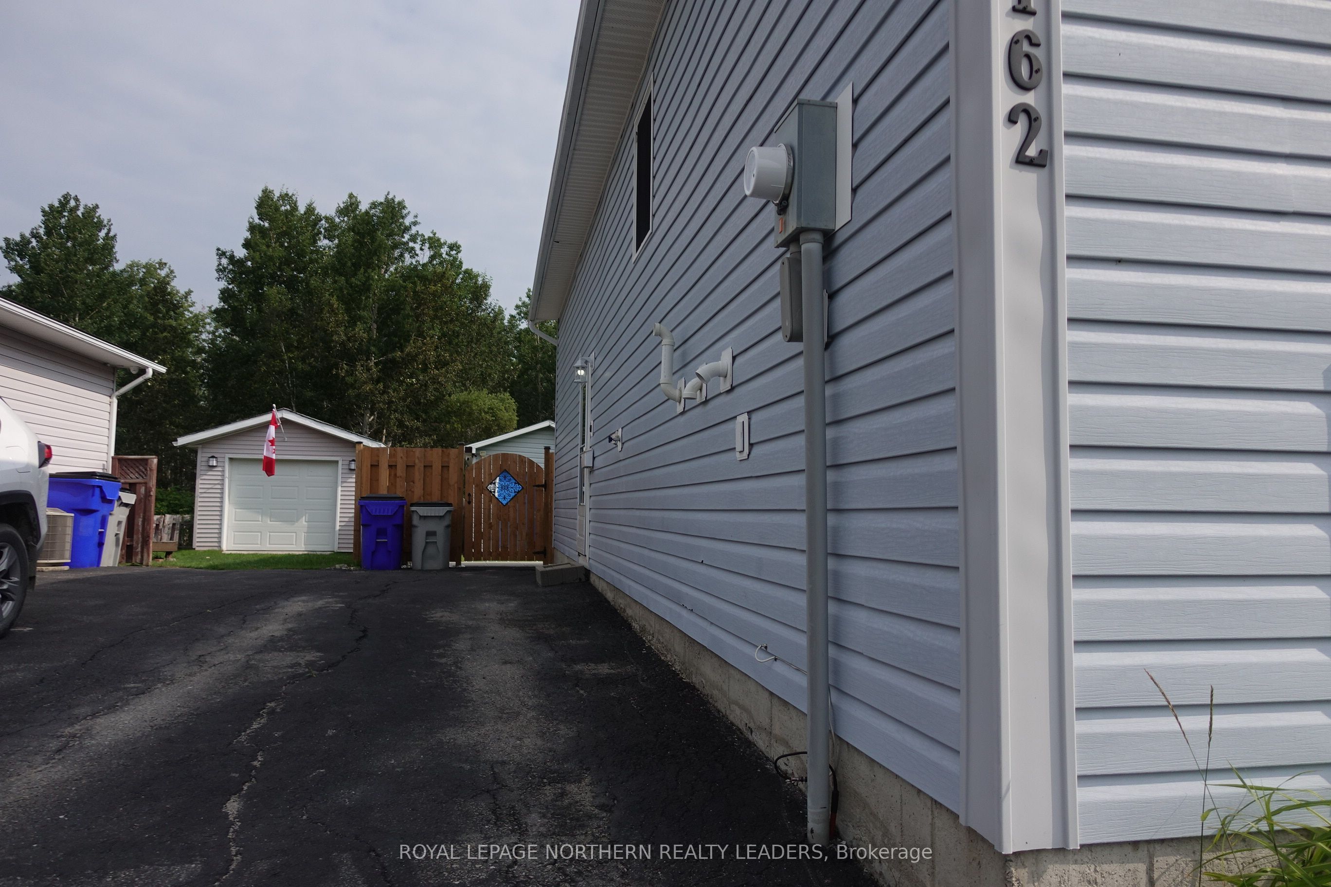 1162 Park Avenue, Timmins, ON P4R 1L6 photo 3
