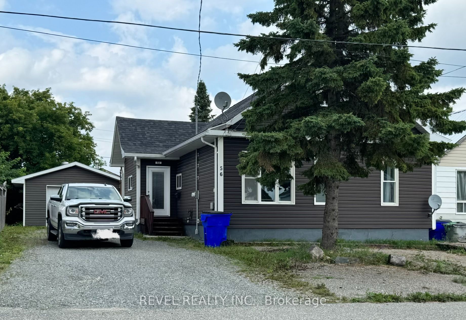 56 Strachan Avenue, Timmins, ON P0N 1H0