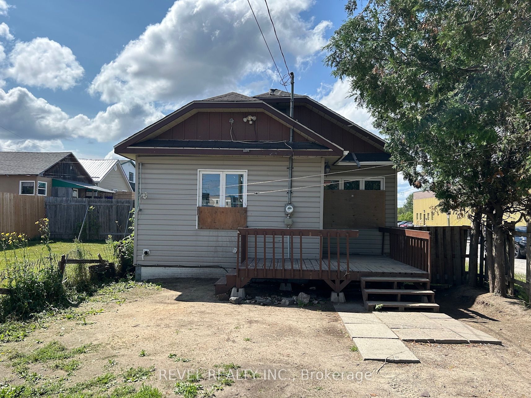 331 Lang Avenue, Timmins, ON P4N 1H7 photo 4