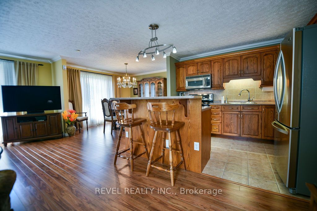 532 Lamminen Avenue, Timmins, ON P4N 4R3 photo 2