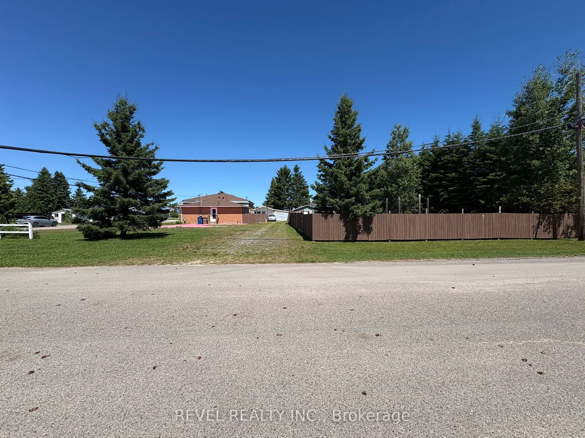 21 Jacques Avenue Fauquier, Kapuskasing, ON P0L 1G0 photo 4
