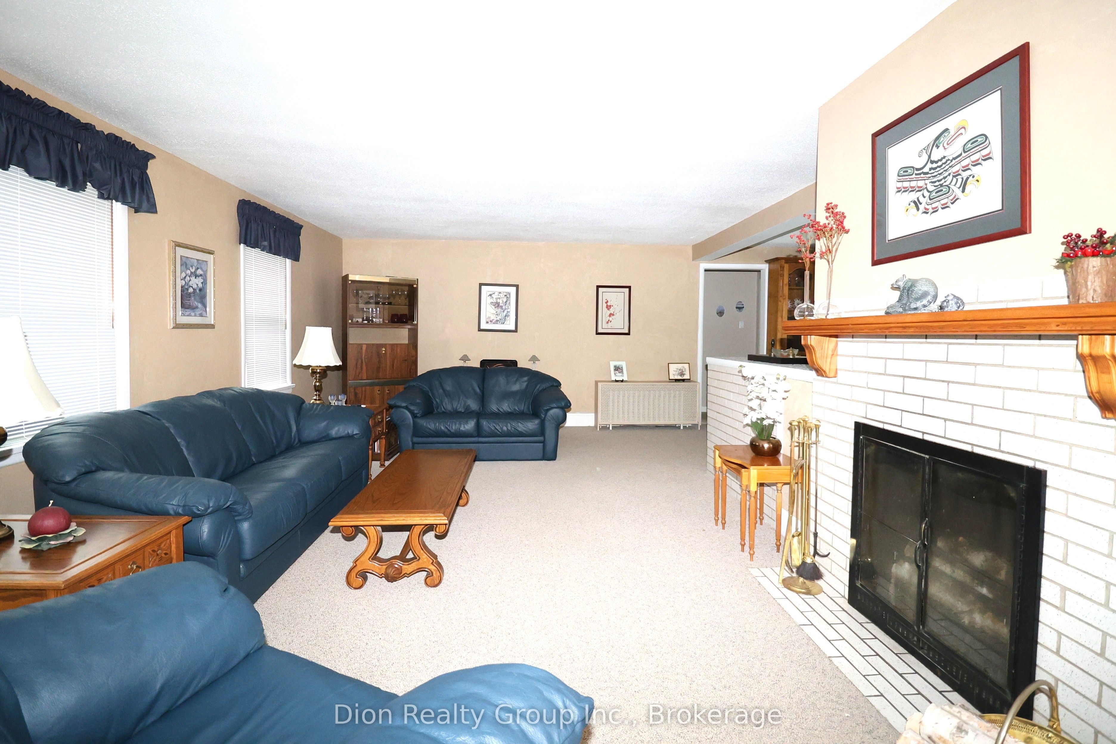 102 Government Road E, Kirkland Lake, ON P2N 1A8 photo 3