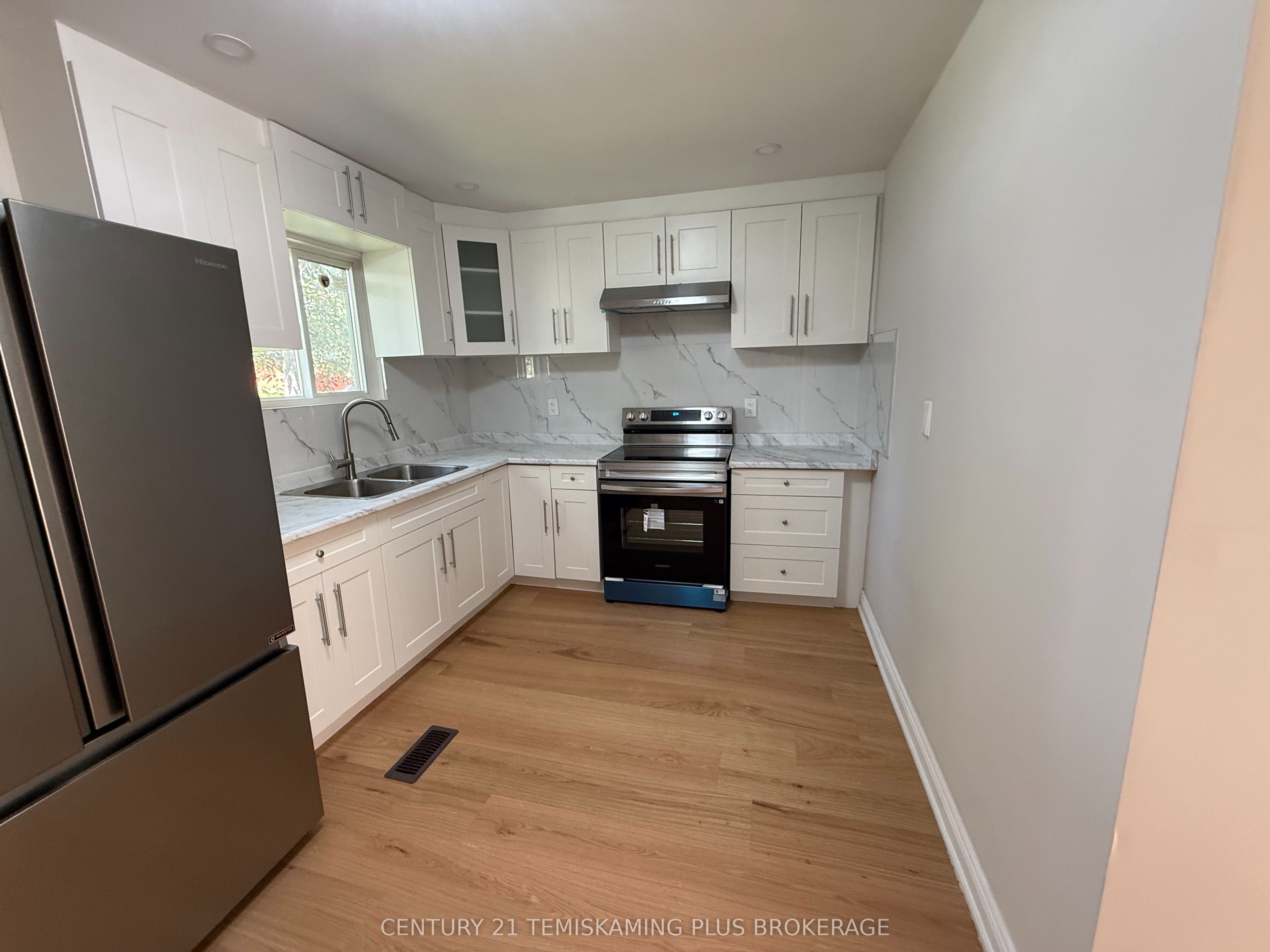 3 Brown Avenue, Kirkland Lake, ON P2N 1L1 photo 4