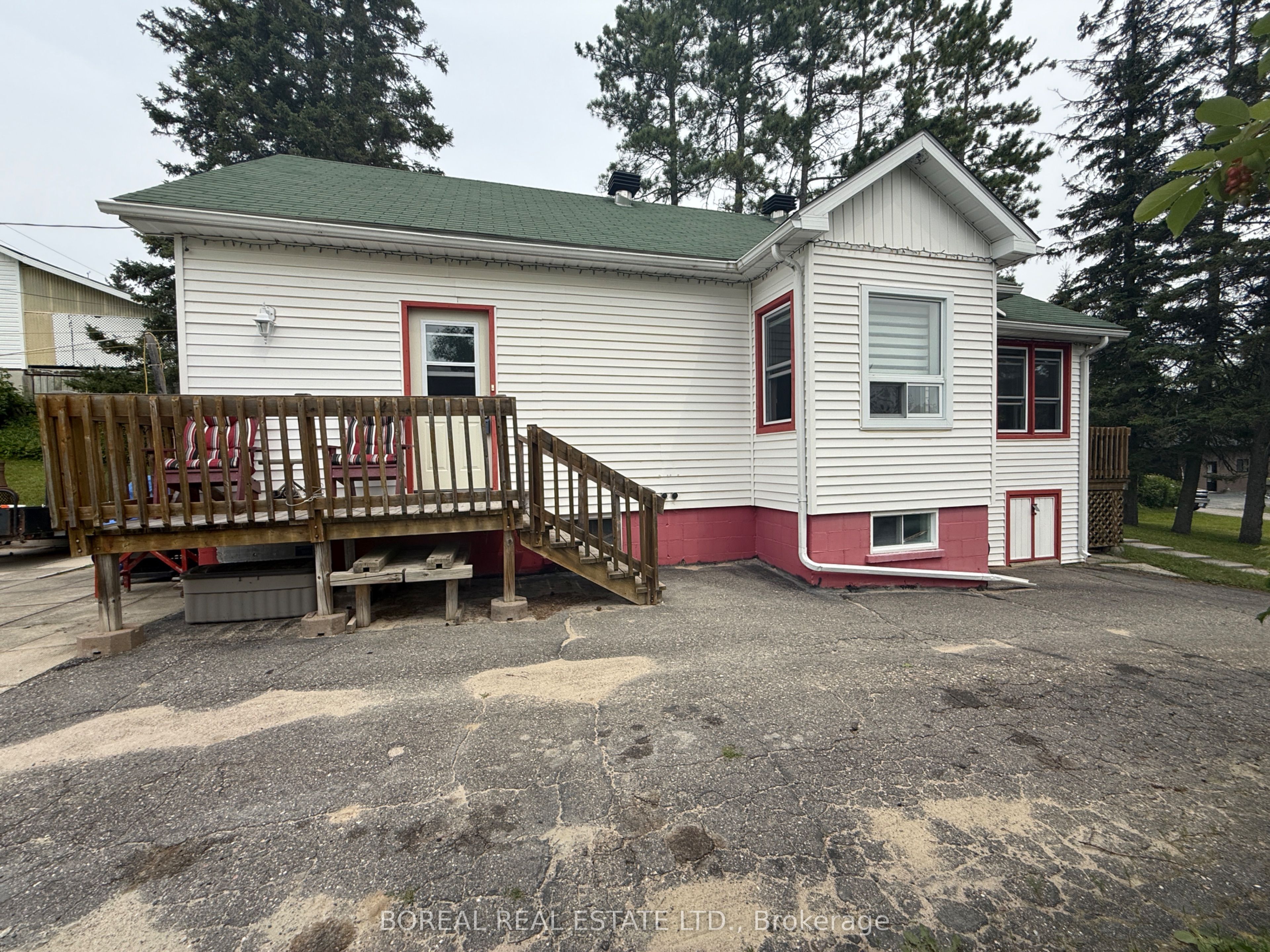357 Fifth Avenue, Cochrane, ON P0L 1C0 photo 4