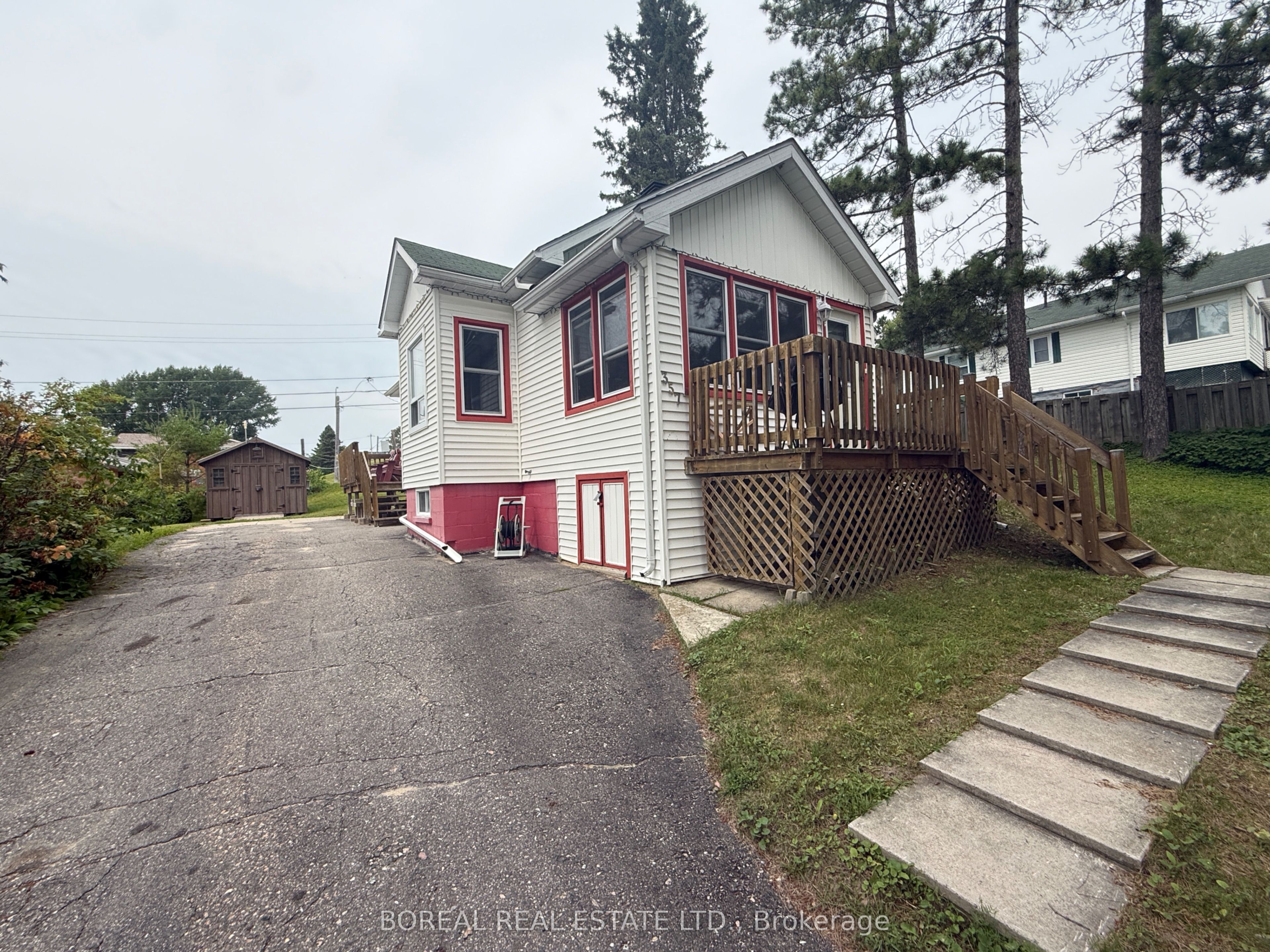 357 Fifth Avenue, Cochrane, ON P0L 1C0 photo 5
