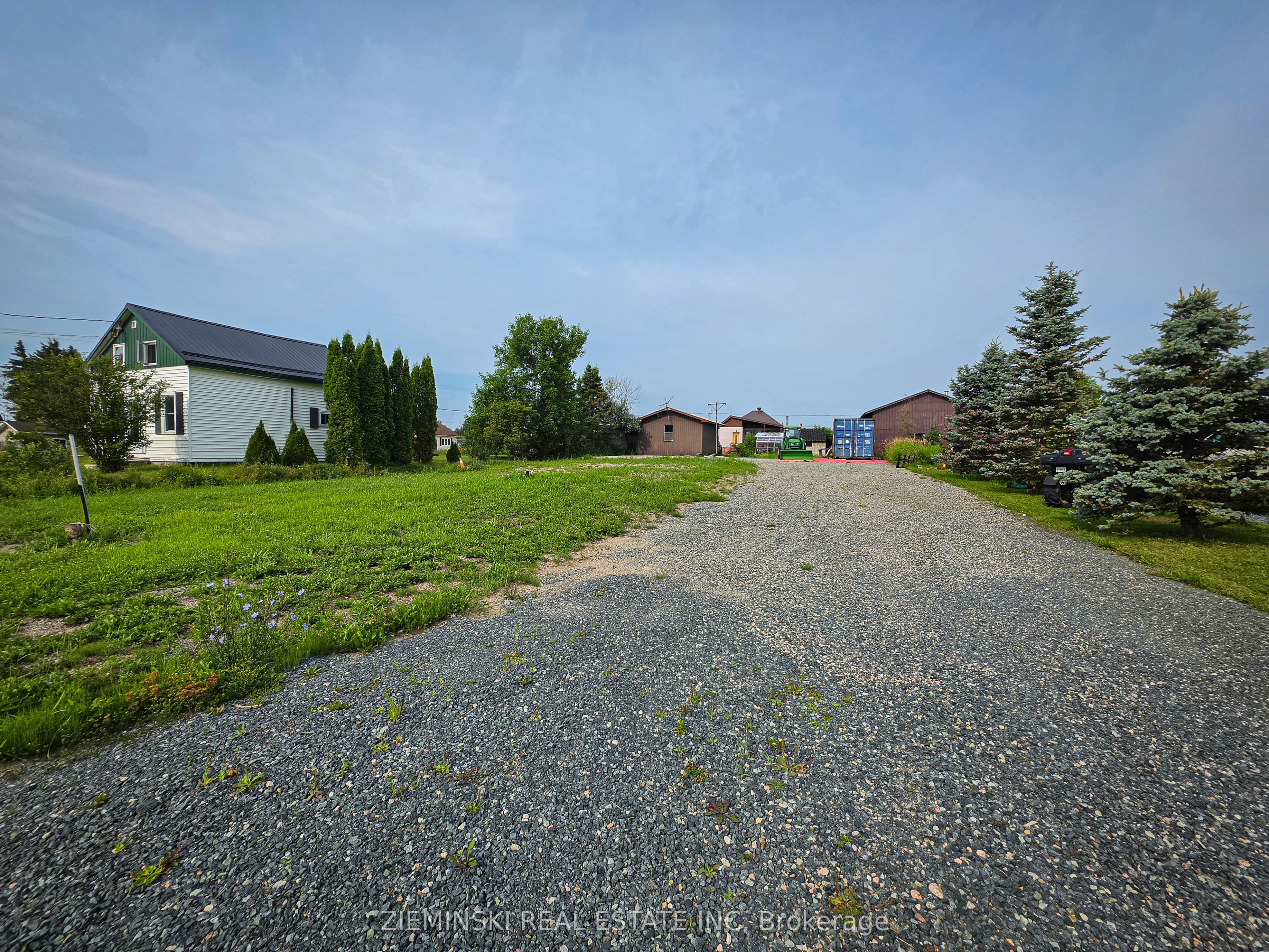 62 Edward Street, Iroquois Falls, ON P0K 1E0