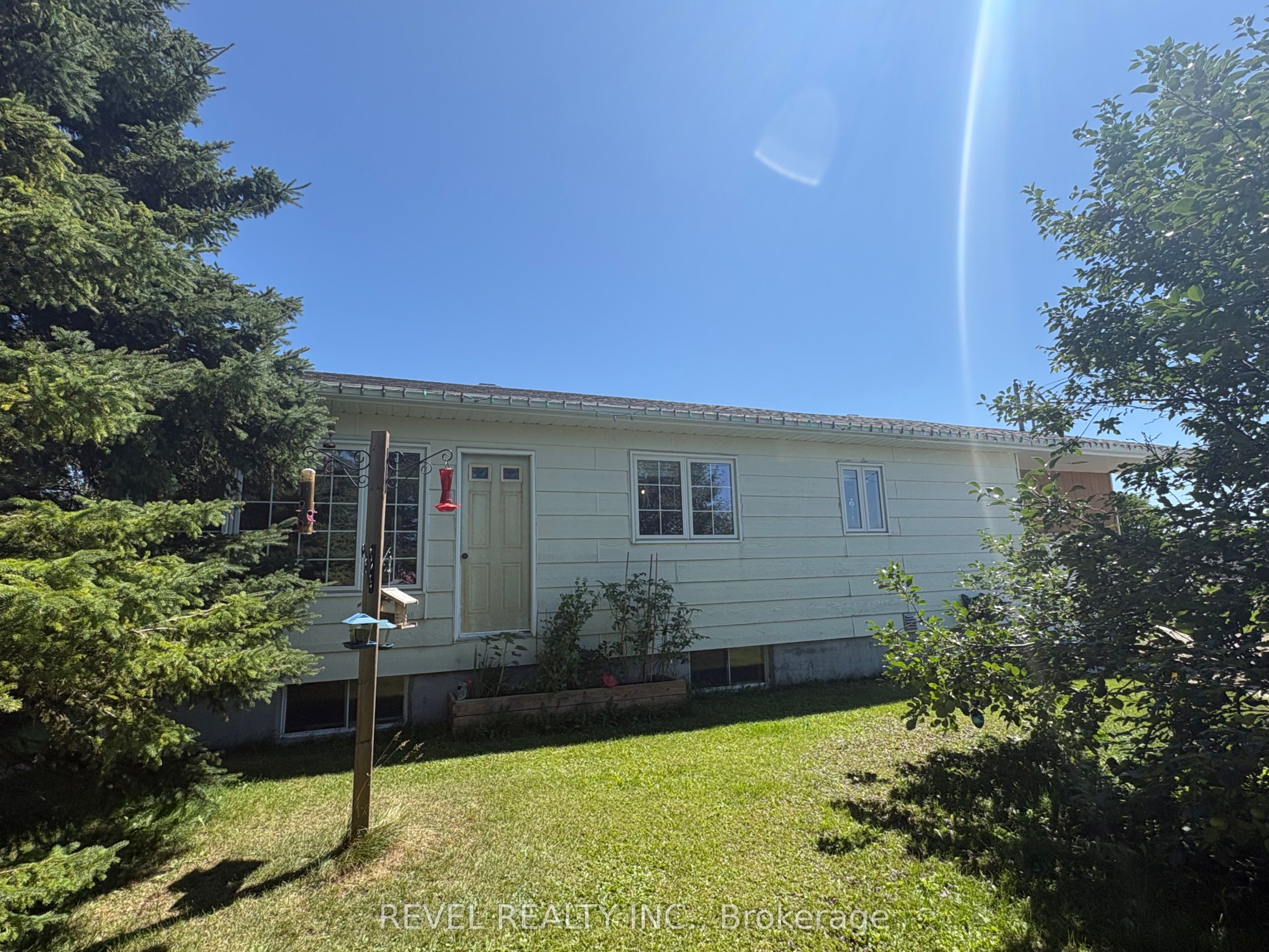 364 Genier Road, Cochrane, ON P0L 1C0 photo 2