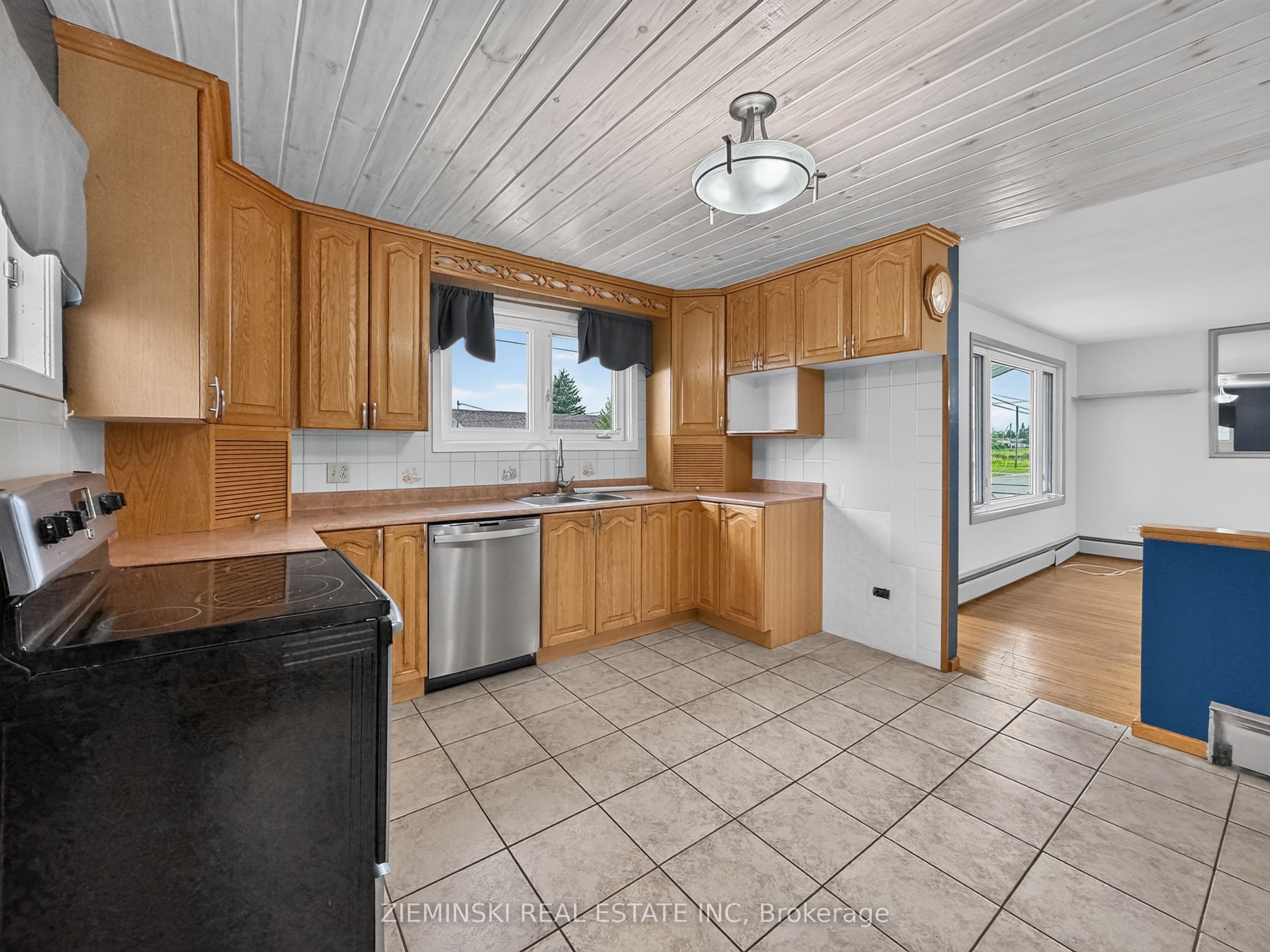 208 Marion Street, Iroquois Falls, ON P0K 1G0 photo 4