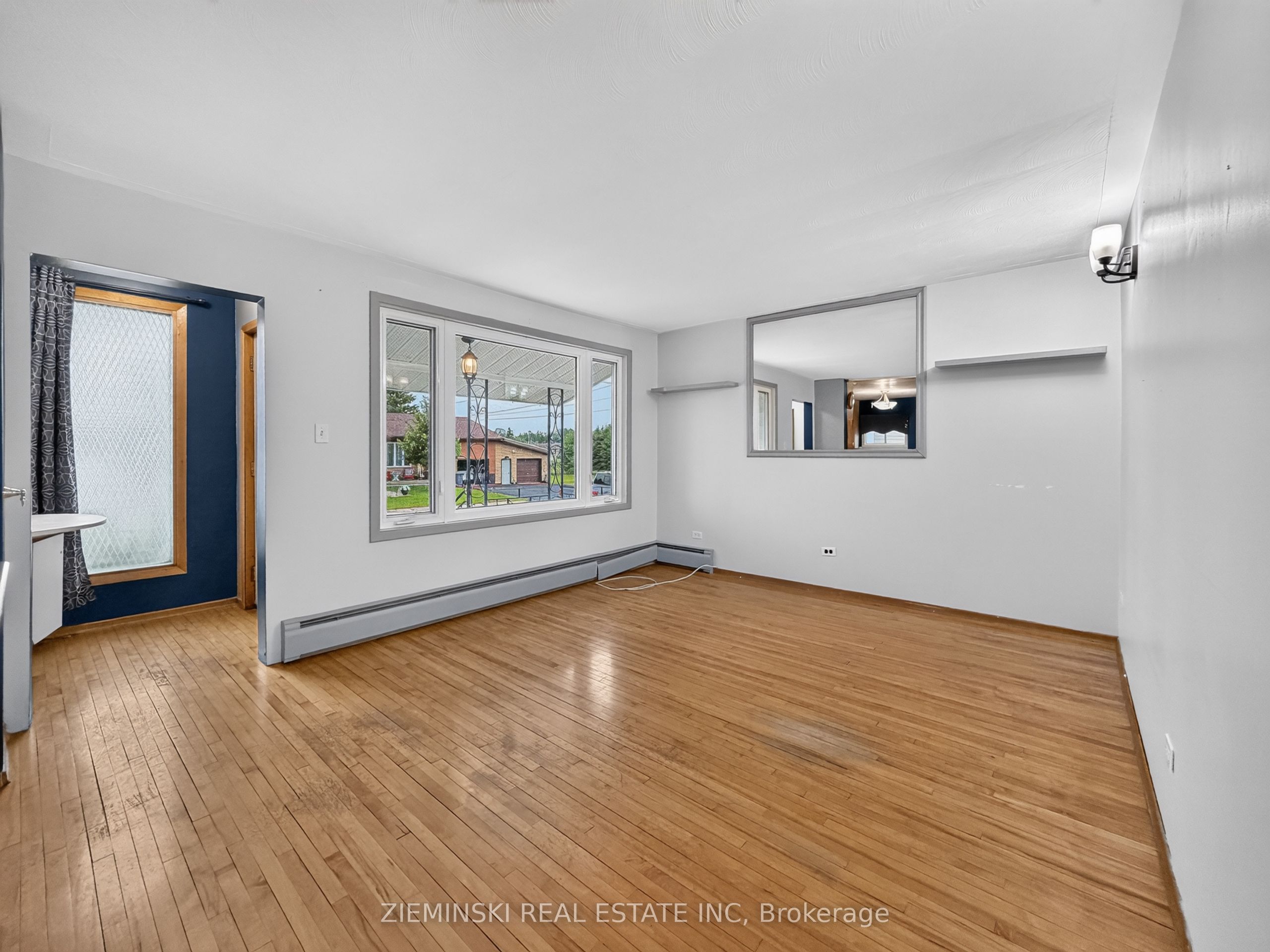 208 Marion Street, Iroquois Falls, ON P0K 1G0 photo 5