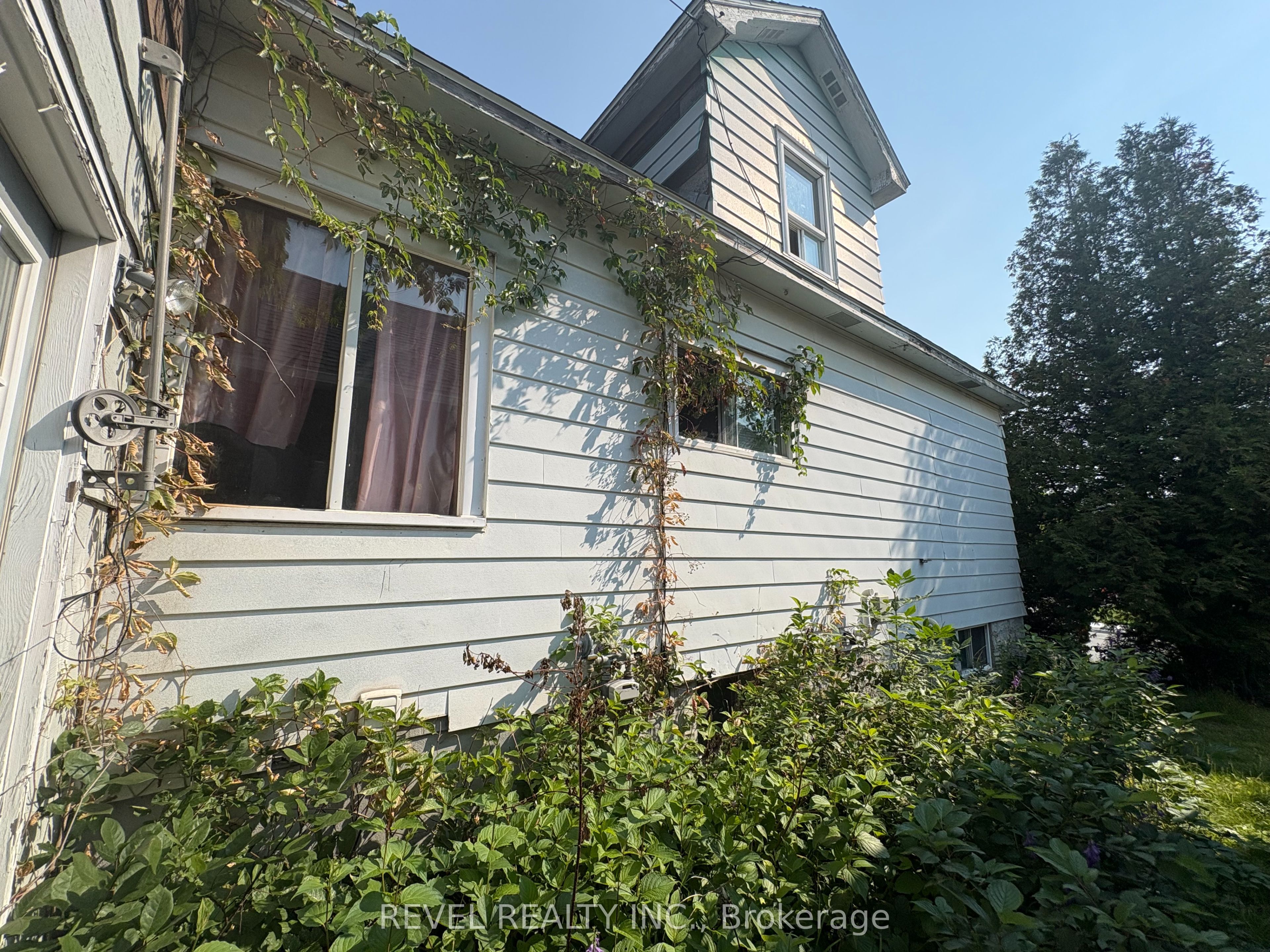 46 Charles Street, Timmins, ON P4N 5C3 photo 3
