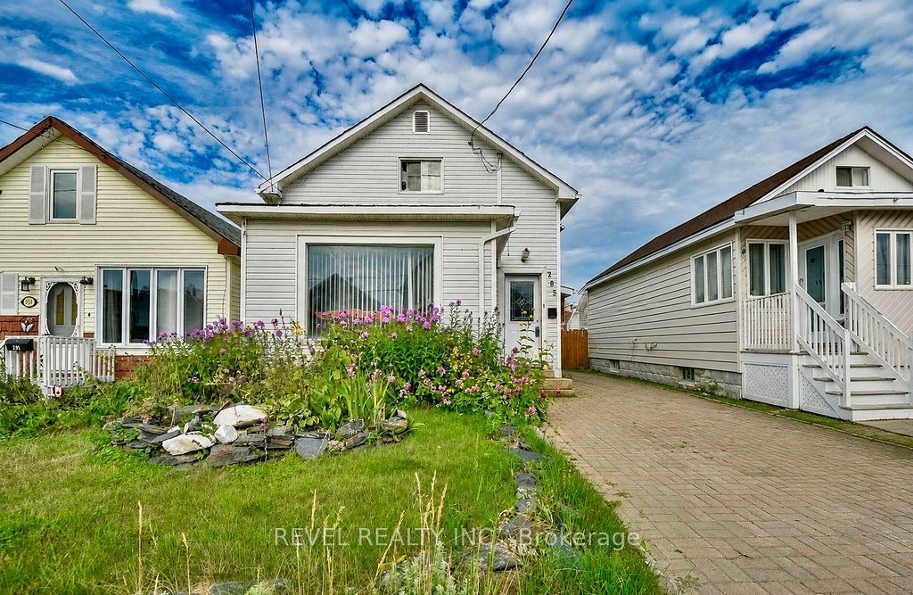 285 Elm Street S, Timmins, ON P4N 1X3
