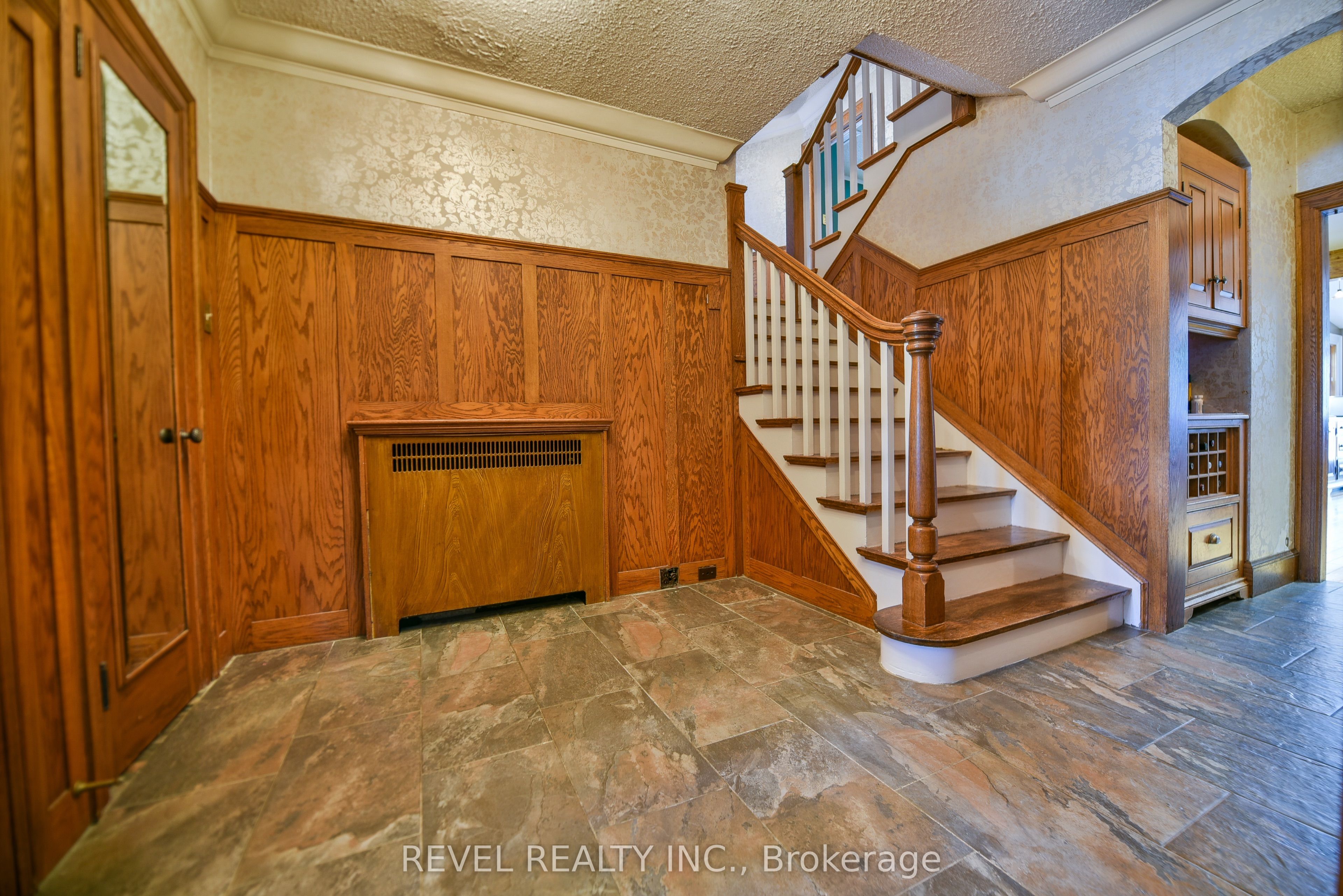 184 Hemlock Street, Timmins, ON P4N 6S6 photo 2