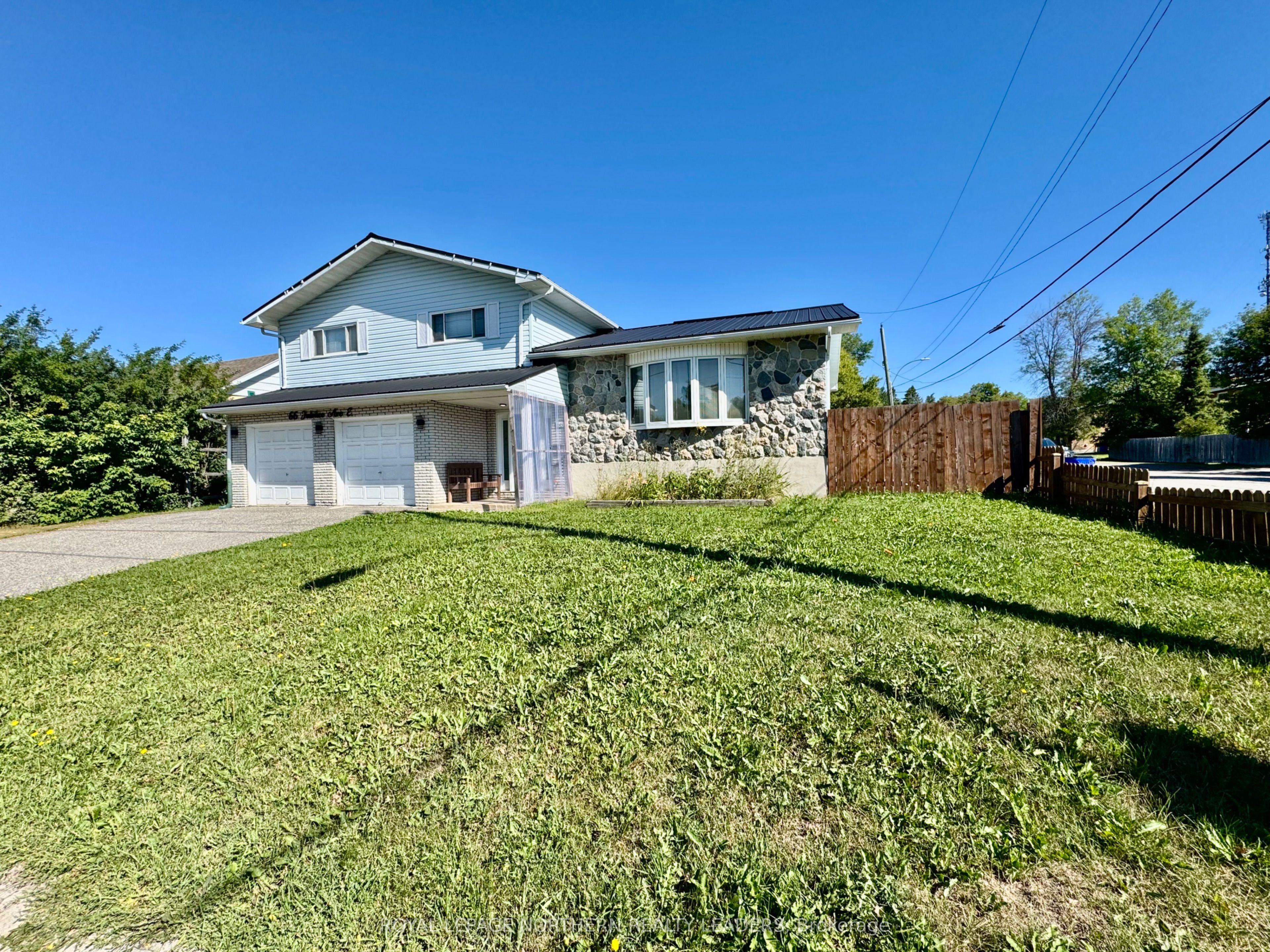 66 Jubilee Avenue E, Timmins, ON P4N 5W3 photo 2