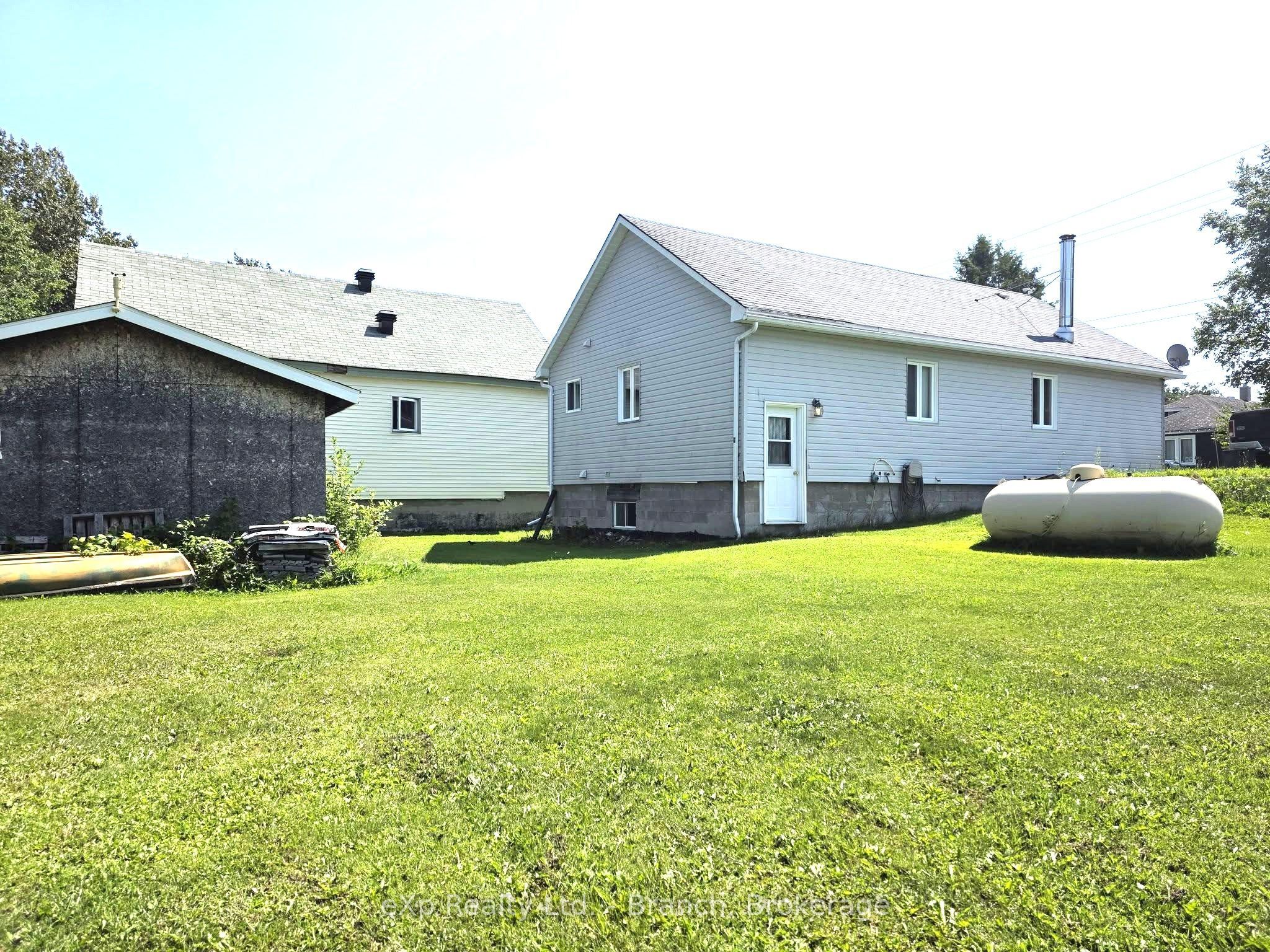 34 Third Avenue, Kirkland Lake, ON P0K 1L0 photo 5