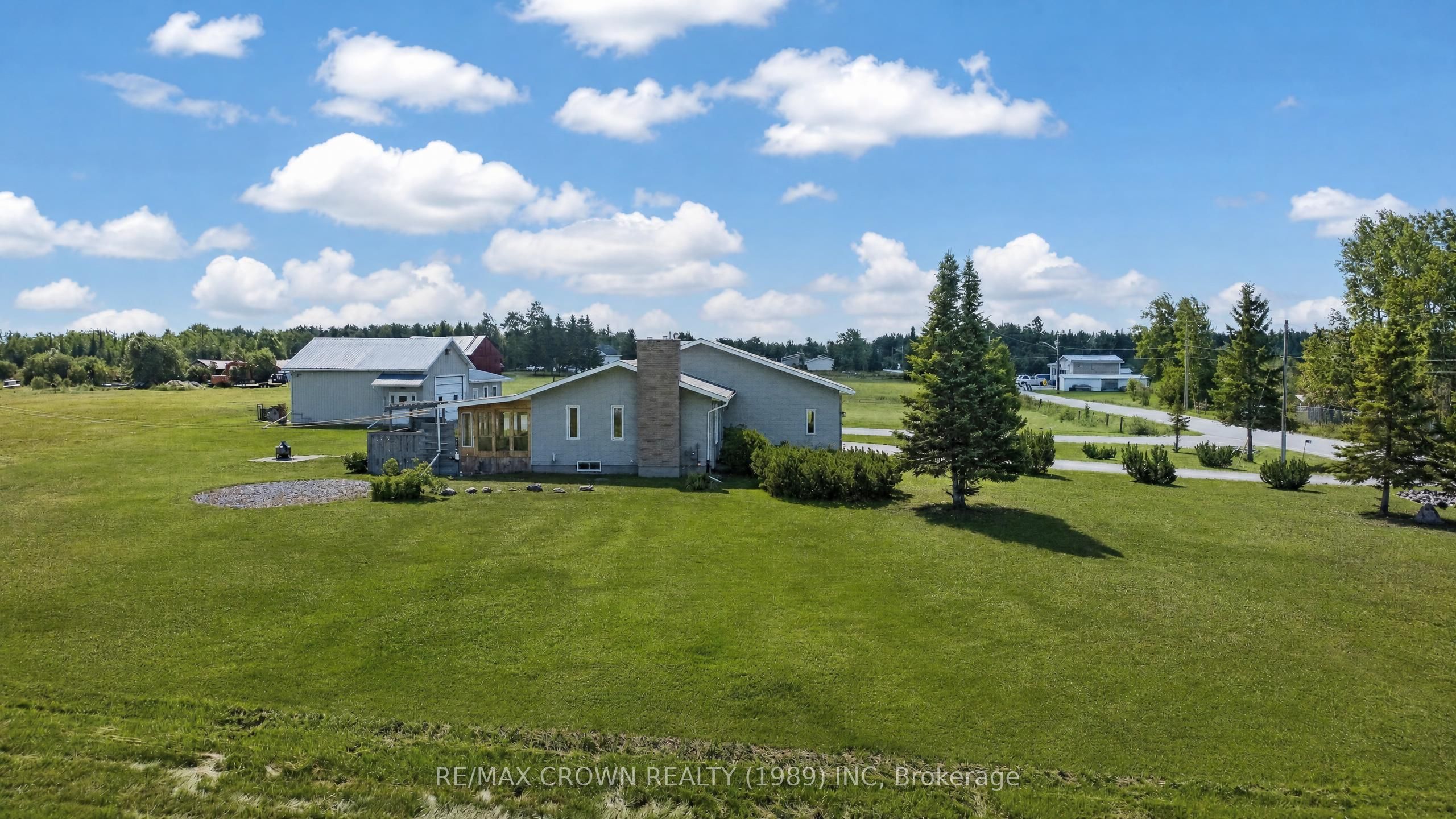 53 Cloutier Road N, Hearst, ON P0L 1N0 photo 5