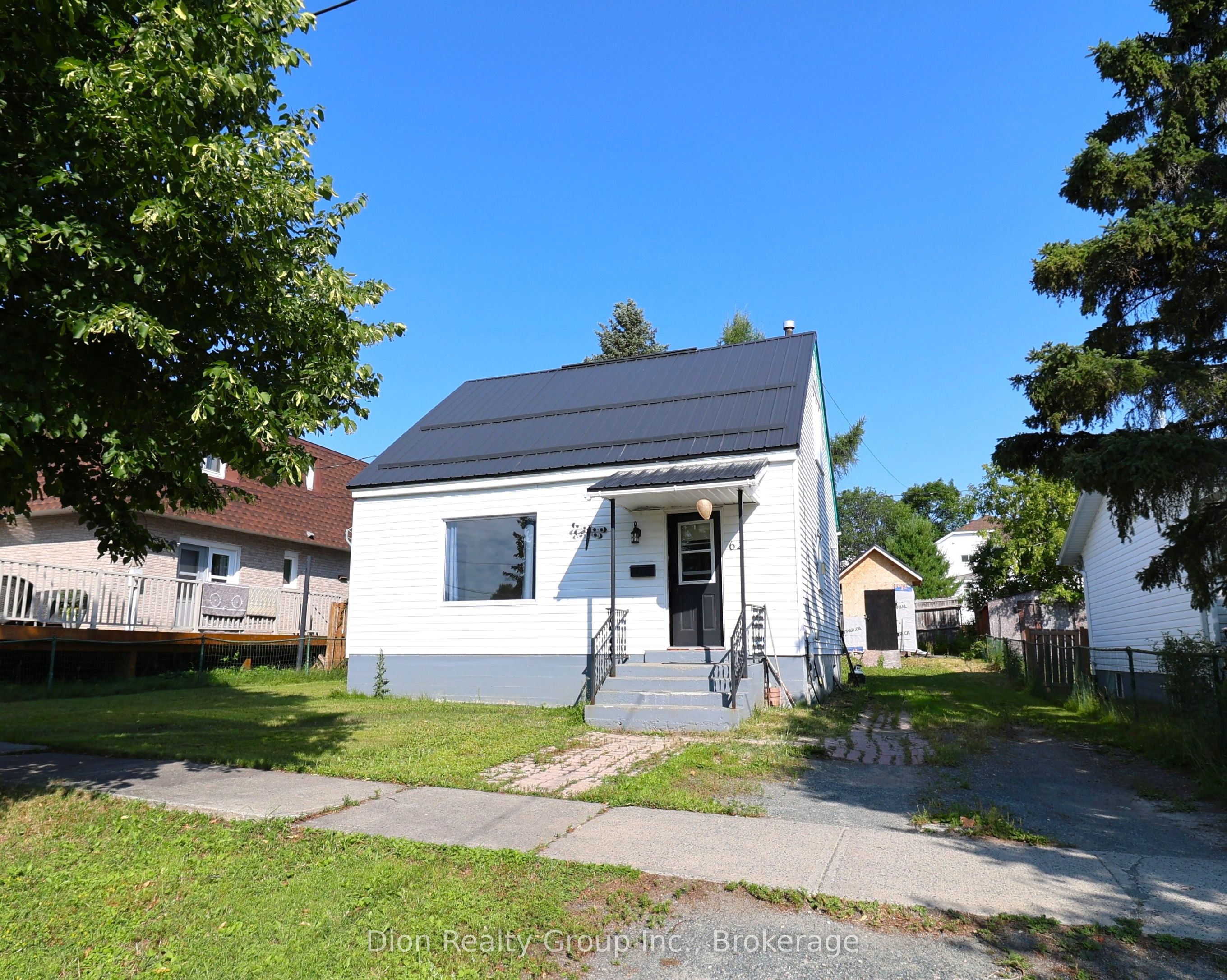 62 Third Street, Kirkland Lake, ON P2N 1S5