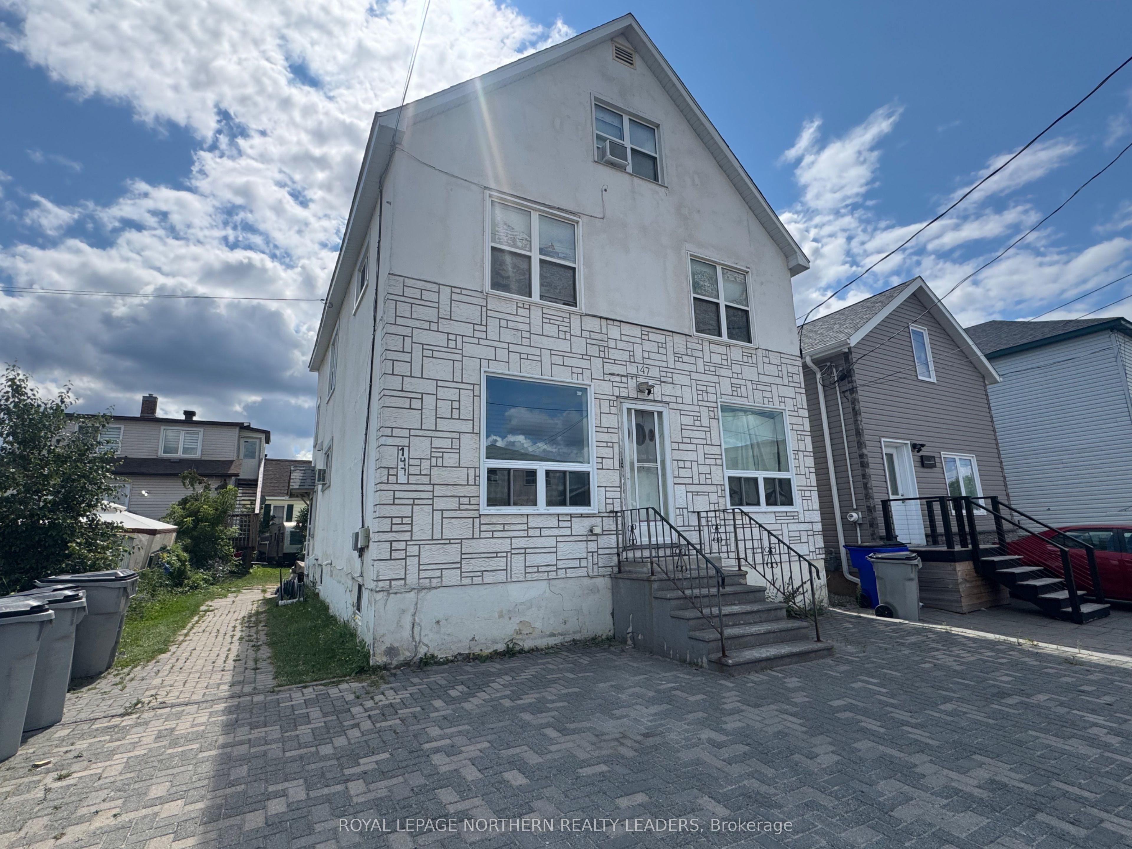 147 Sixth Avenue, Timmins, ON P4N 5M4 photo 2