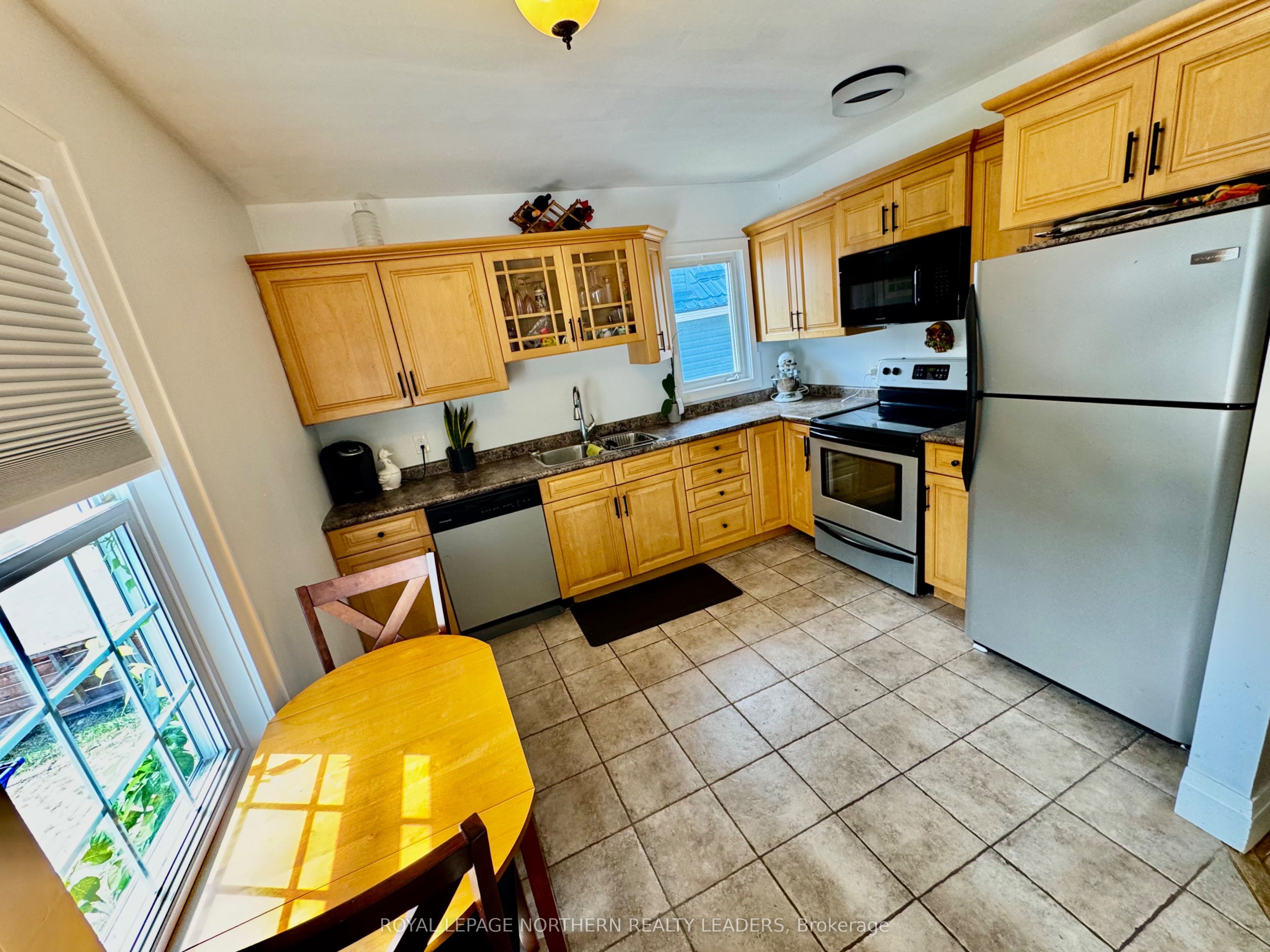 30 Fern Avenue, Timmins, ON P0N 1H0 photo 3