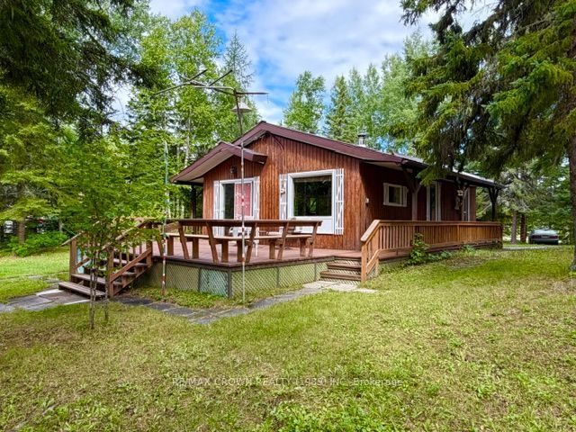 2 WEST BAY Road, Hearst, ON P0L 1N0 photo 3